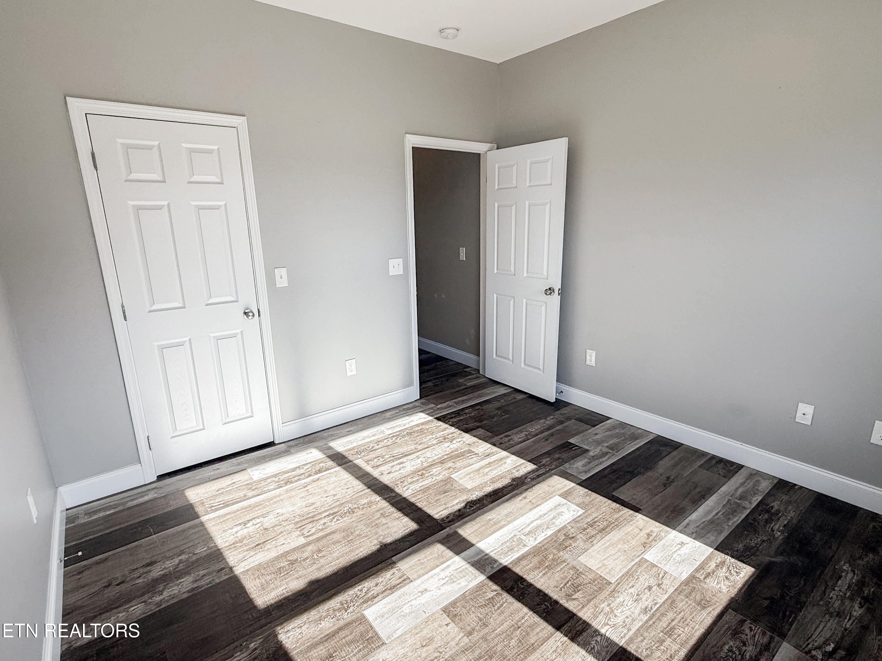 813 Clear Sail Way Dandridge TN 37725