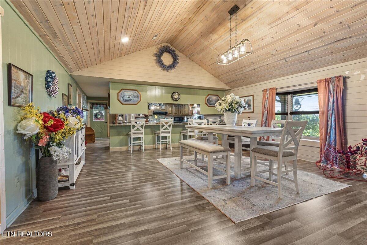 910 Reagan Valley Road Tellico Plains TN 37385