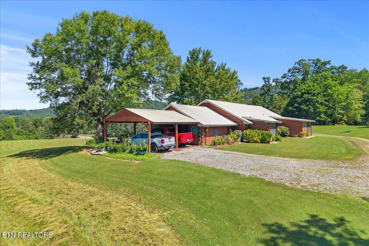 910 Reagan Valley Road Tellico Plains TN 37385
