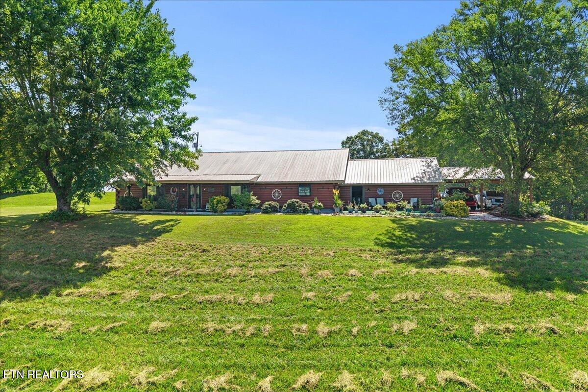 910 Reagan Valley Road Tellico Plains TN 37385