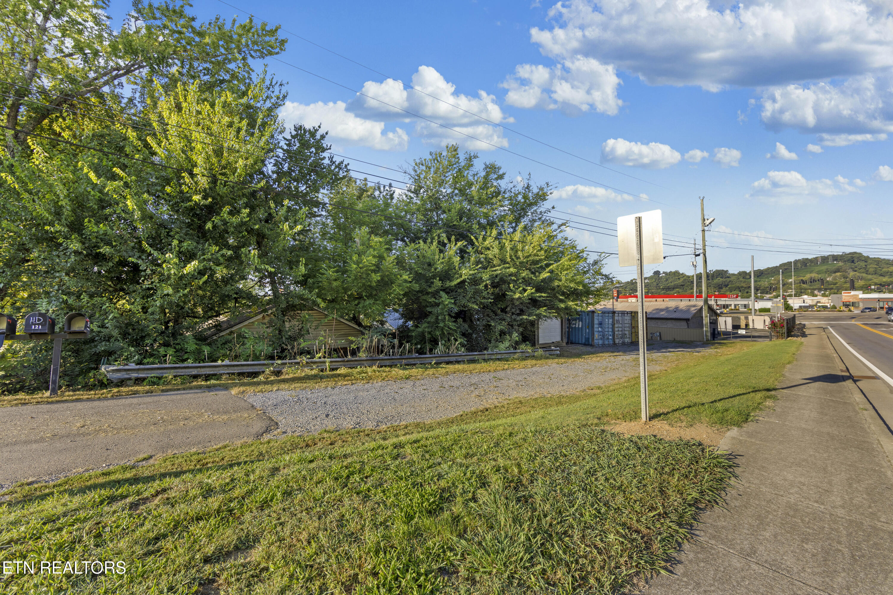 104 King Street Pigeon Forge TN 37862