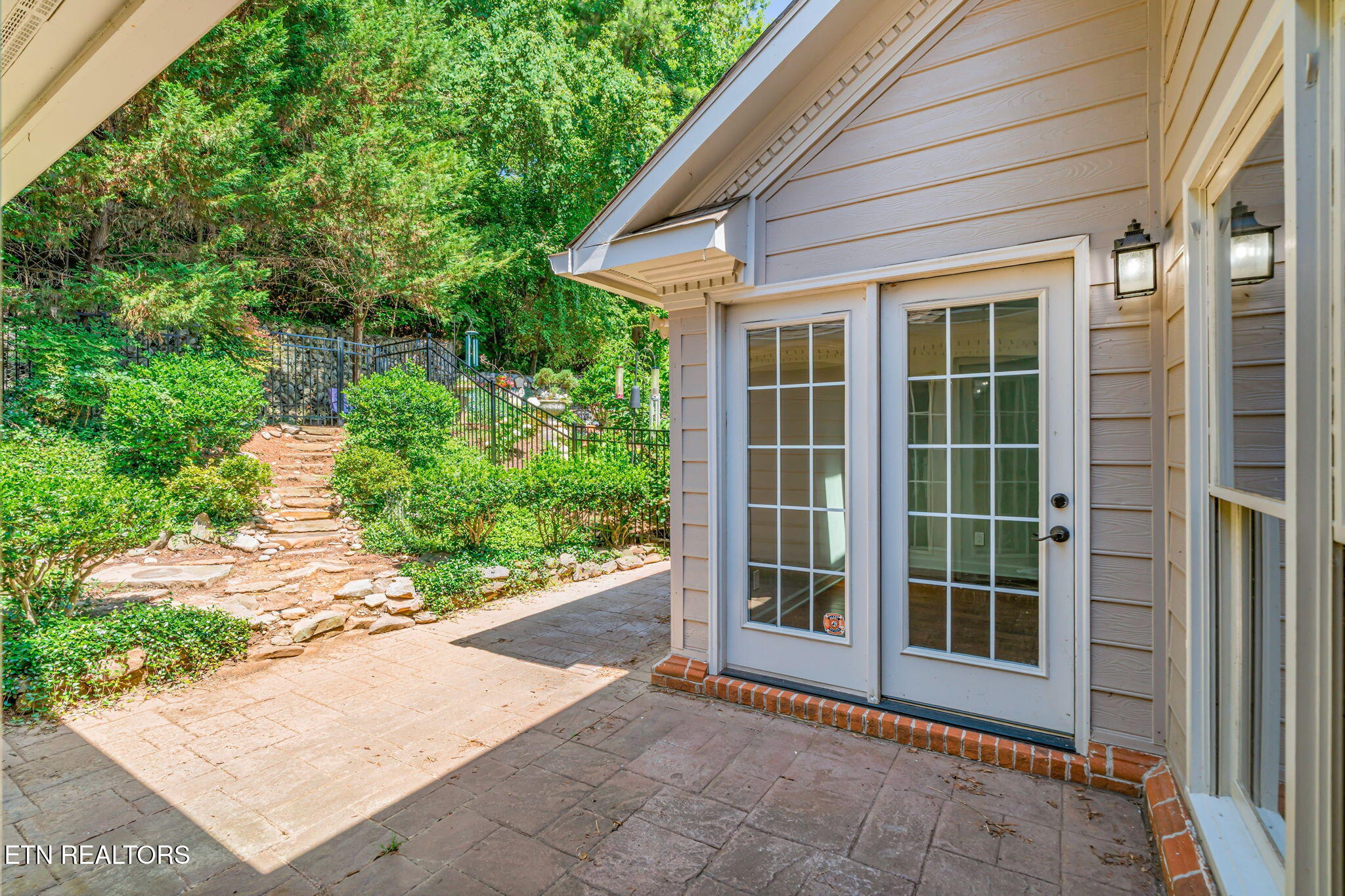 8511 Oxford Drive Knoxville TN 37922