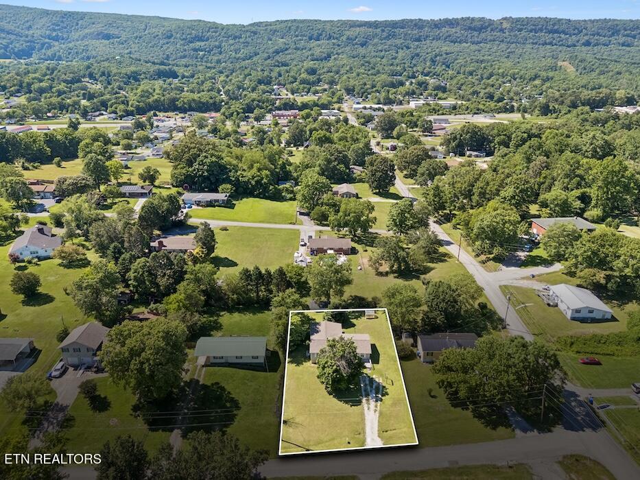 717 Bernard Avenue Rockwood TN 37854