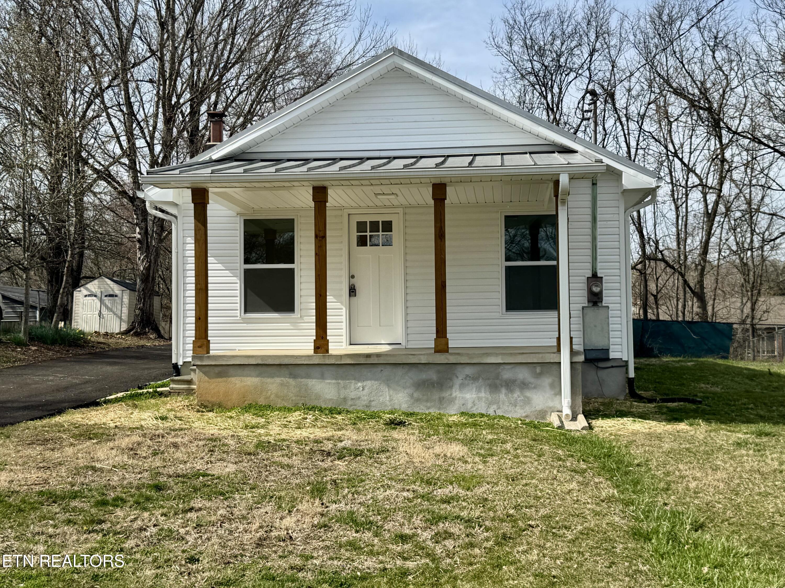 1607 Berry Road Knoxville TN 37920