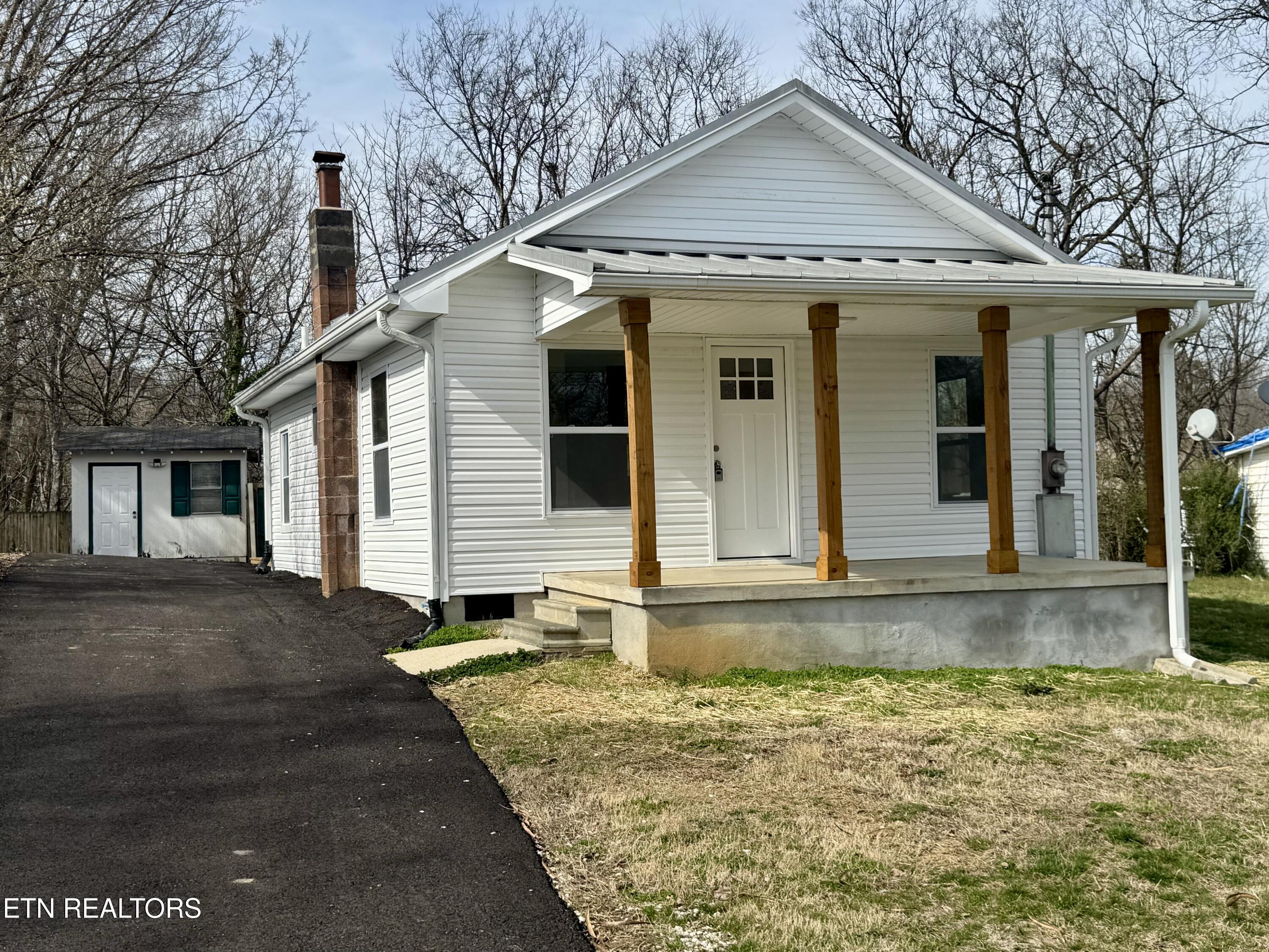 1607 Berry Road Knoxville TN 37920