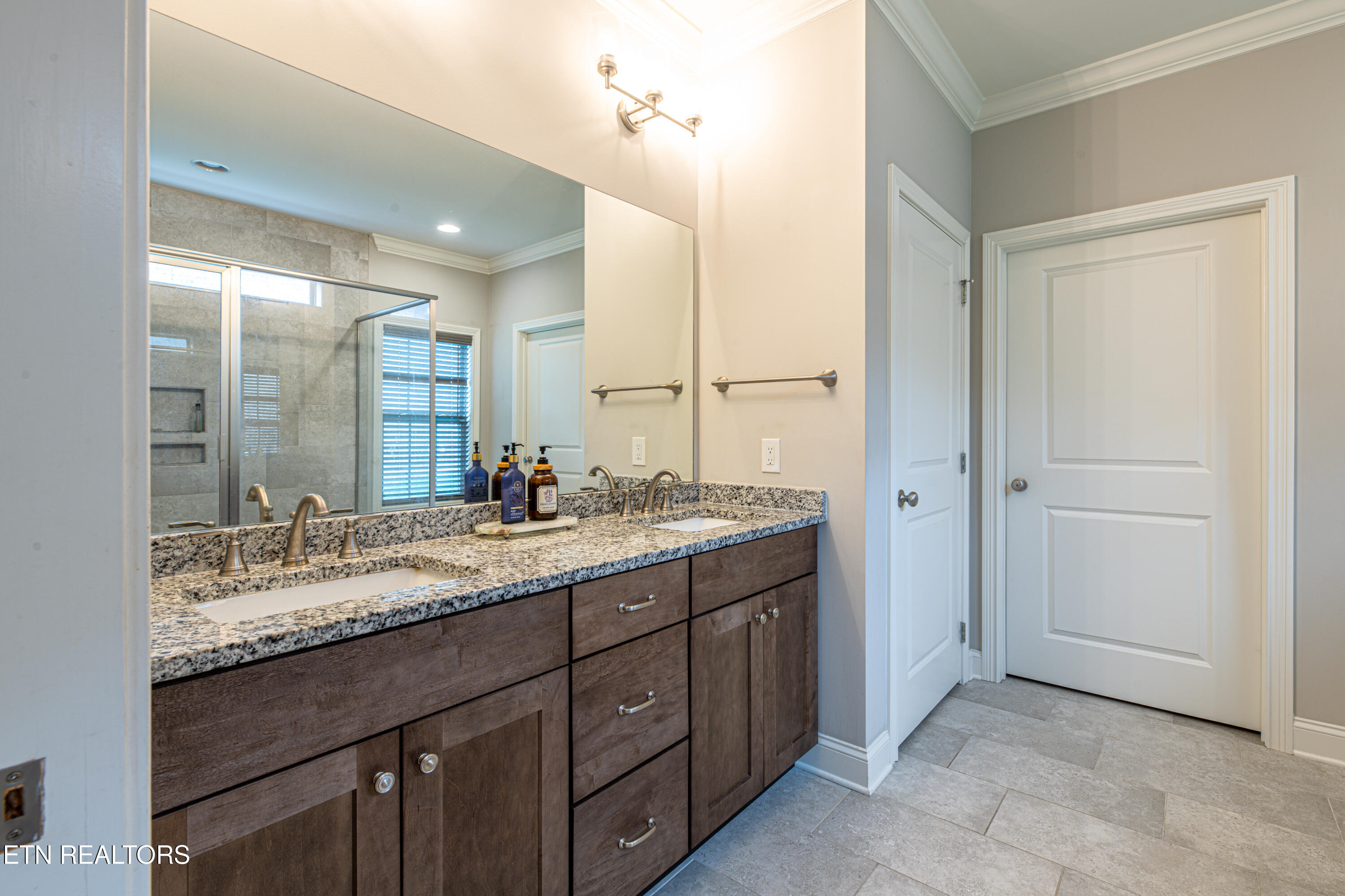 2536 Brooke Willow Boulevard Knoxville TN 37932