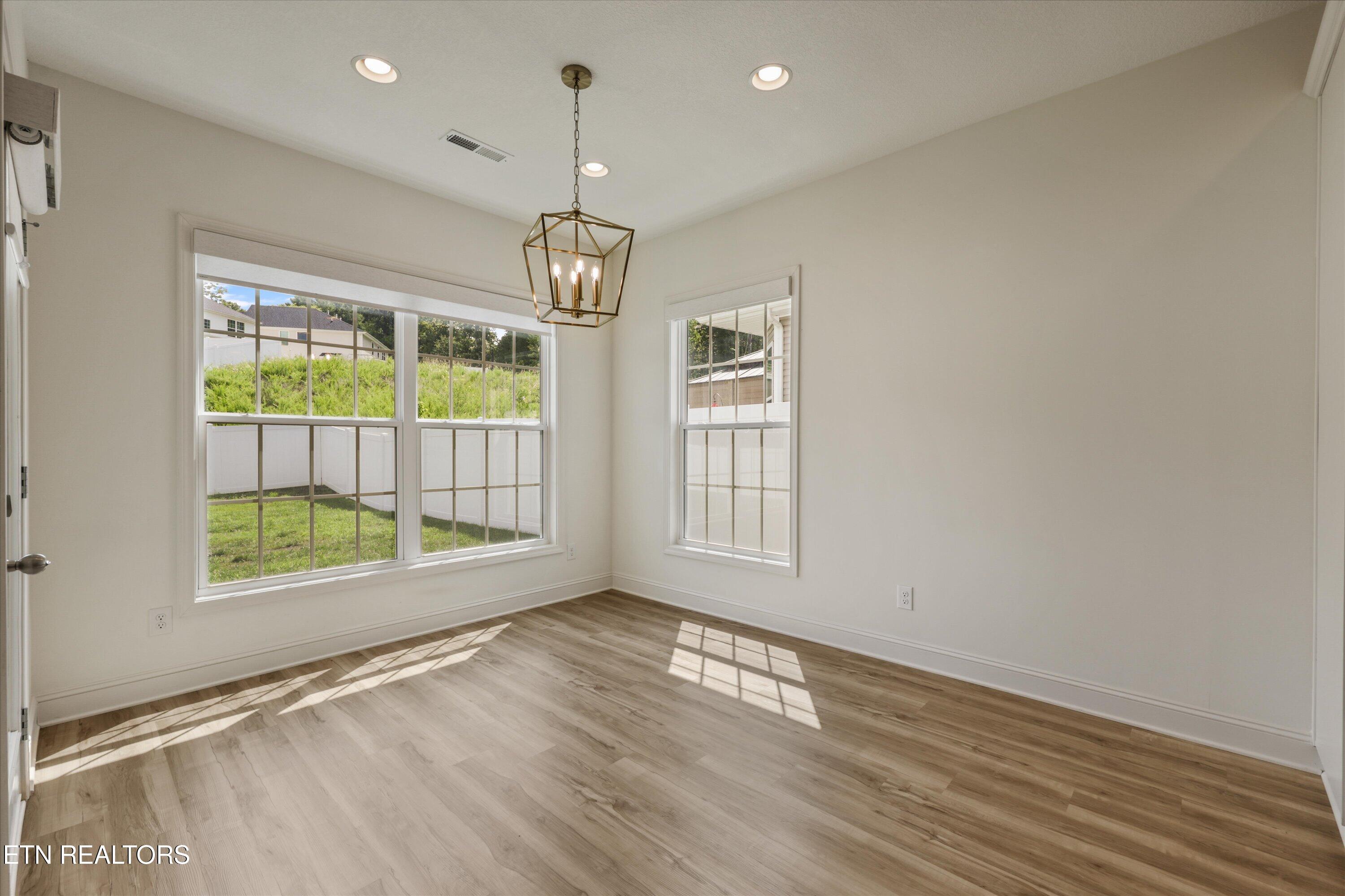 1114 Puffy Cloud Lane Knoxville TN 37922