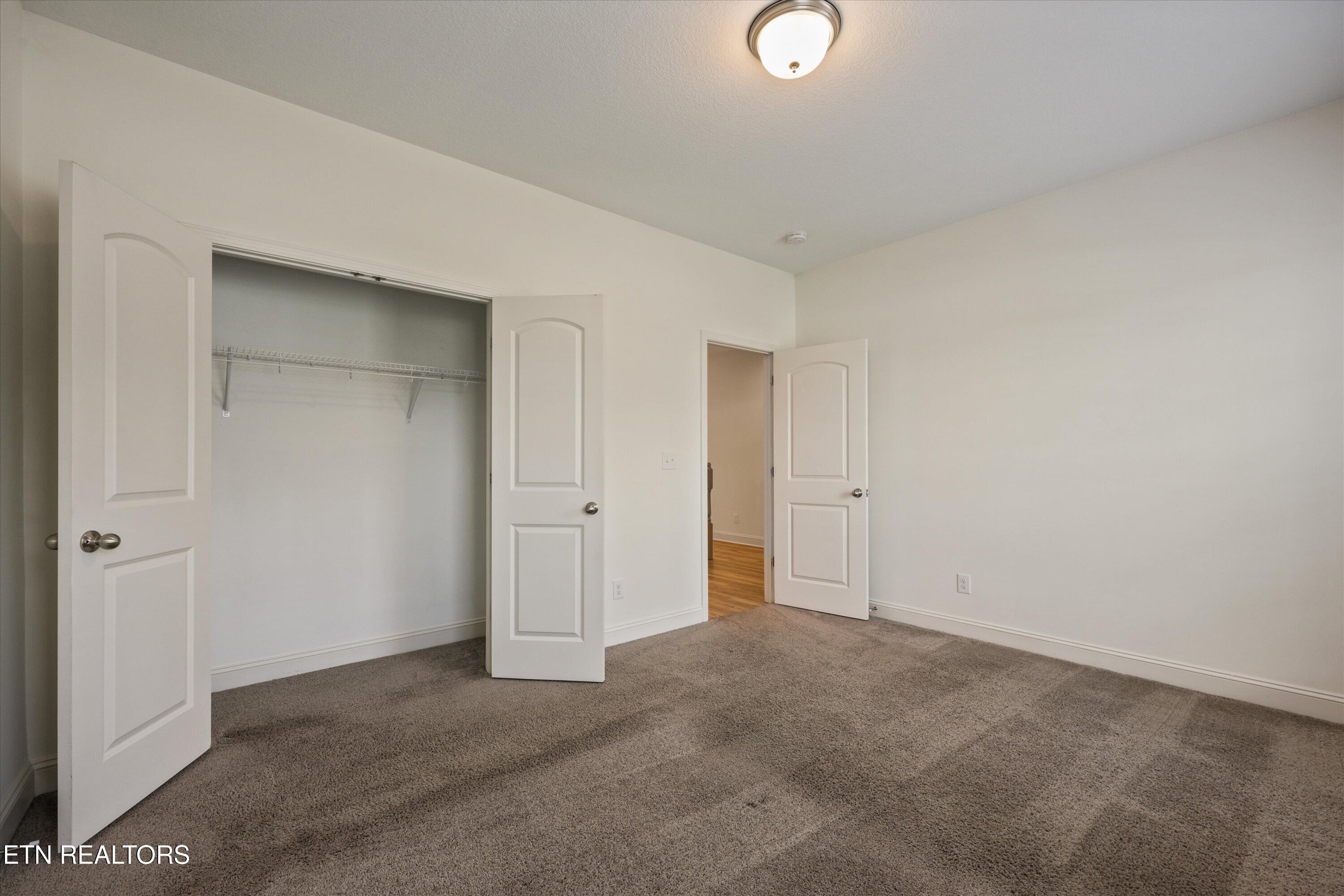 1114 Puffy Cloud Lane Knoxville TN 37922