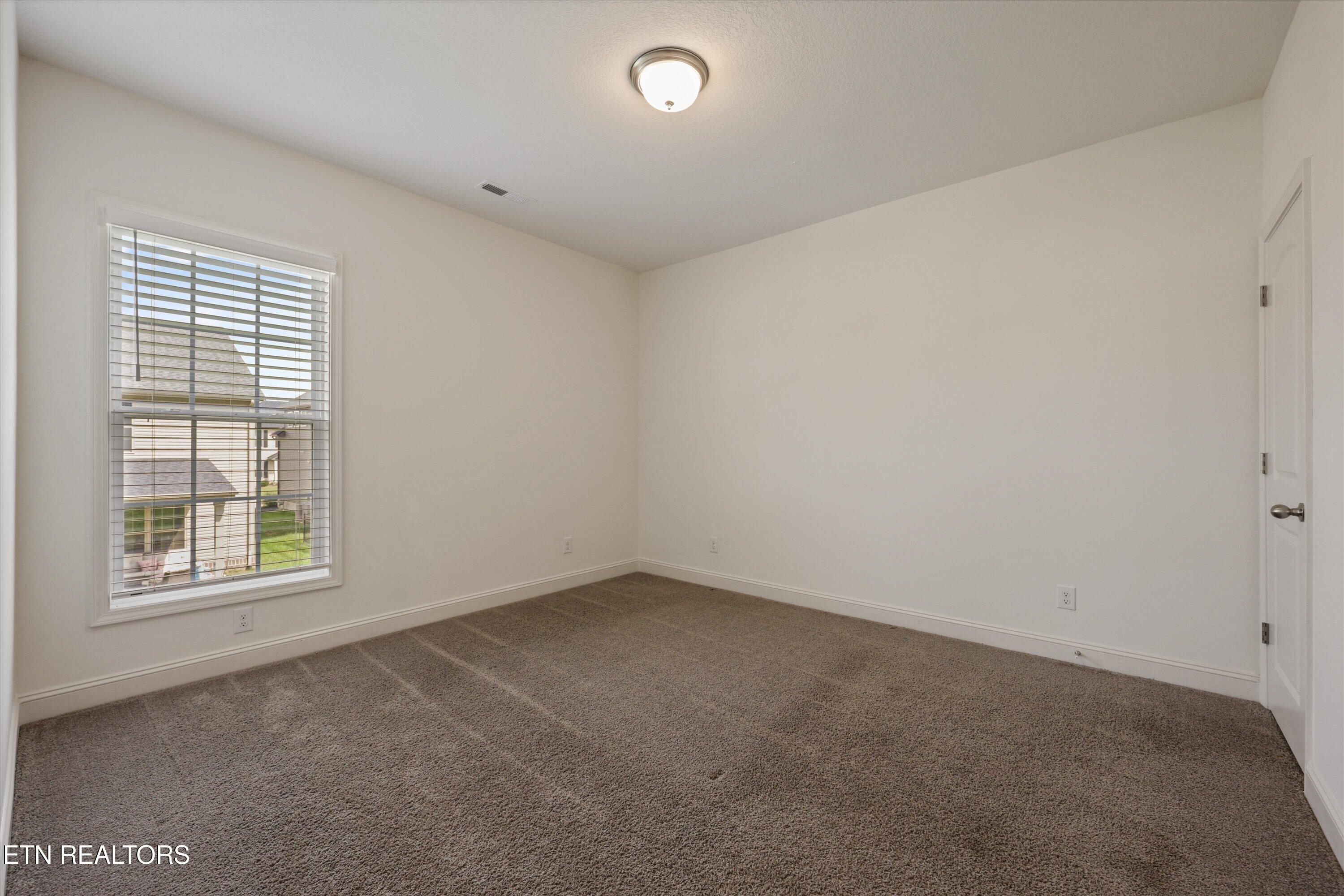 1114 Puffy Cloud Lane Knoxville TN 37922