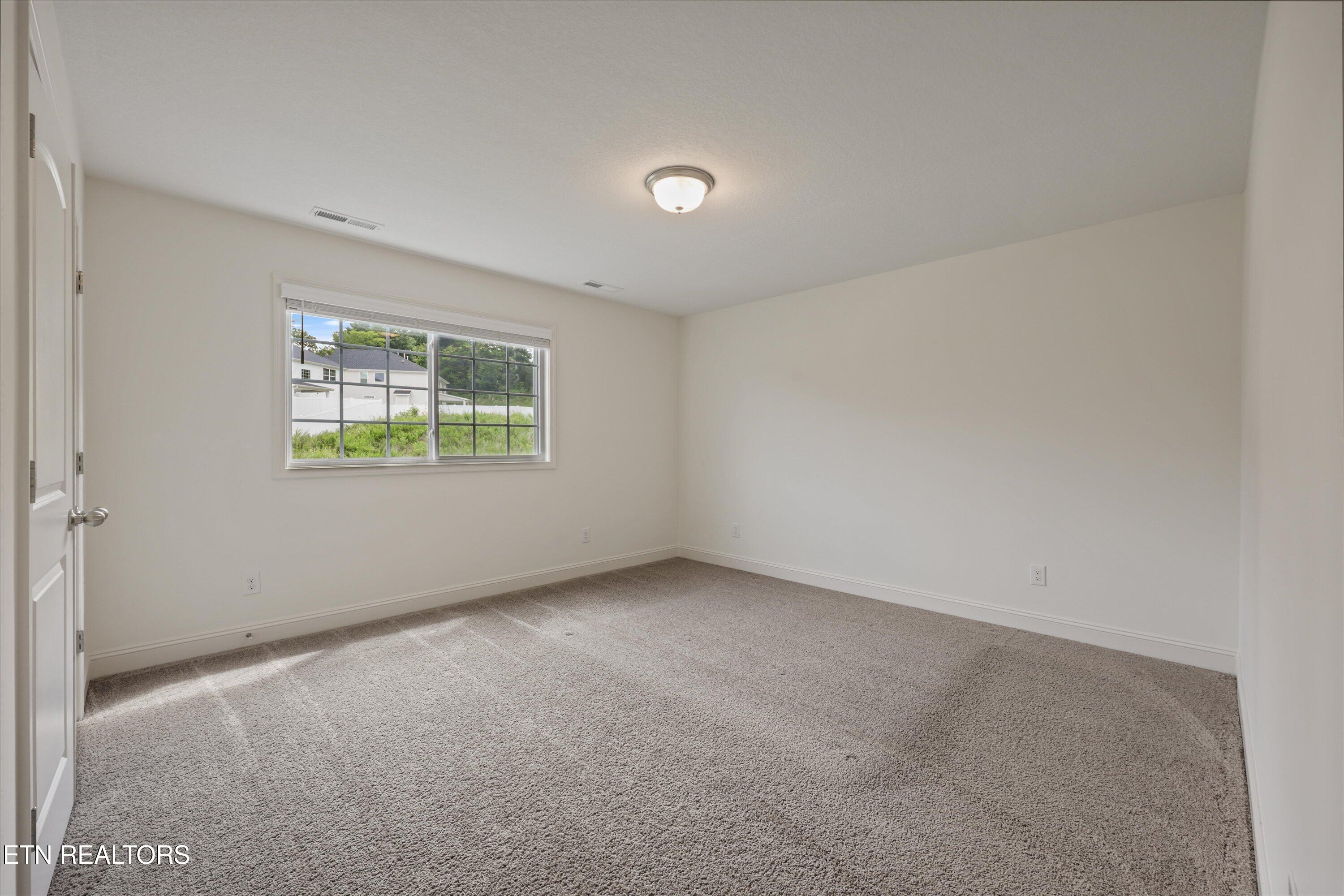 1114 Puffy Cloud Lane Knoxville TN 37922