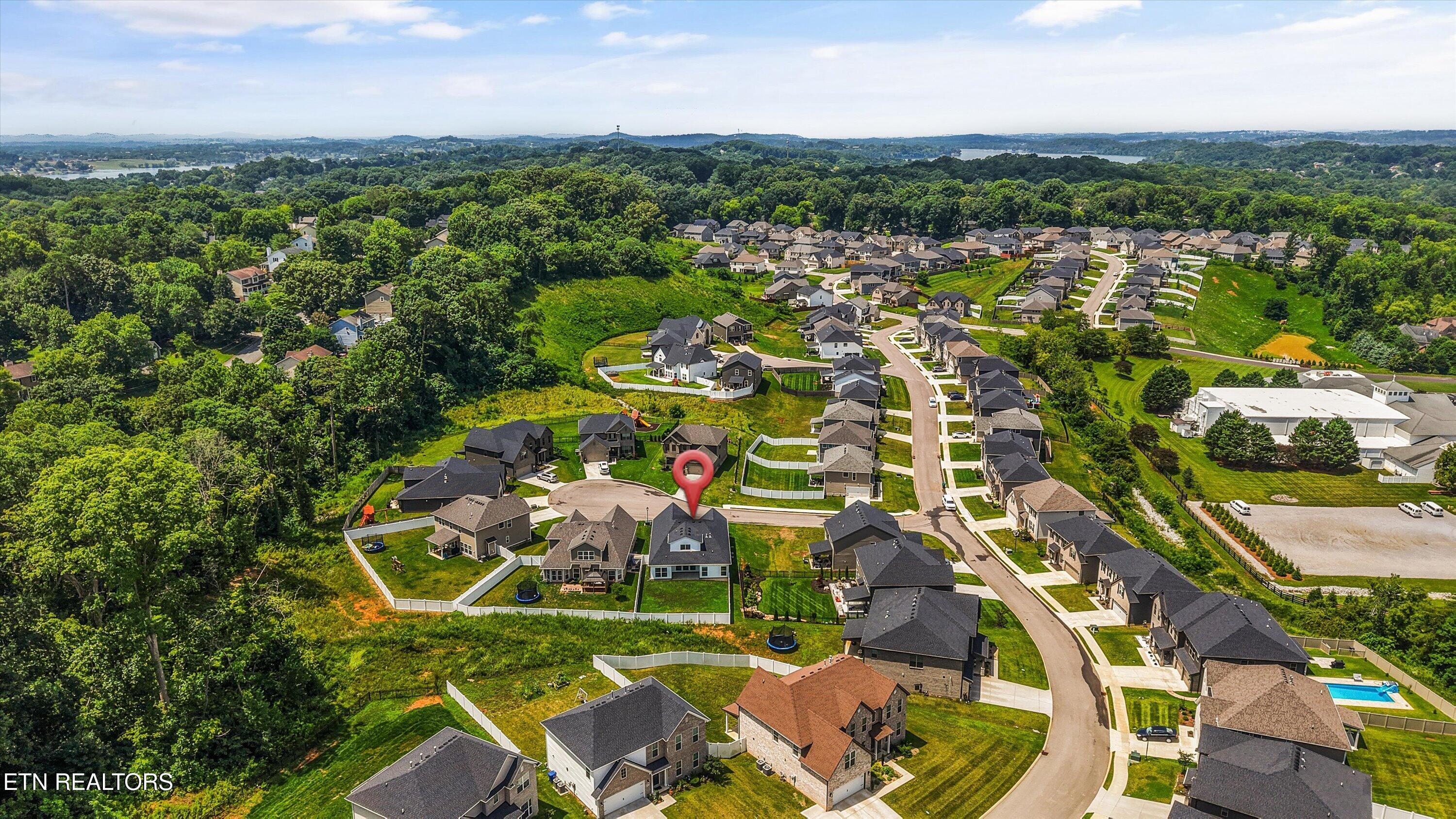 1114 Puffy Cloud Lane Knoxville TN 37922