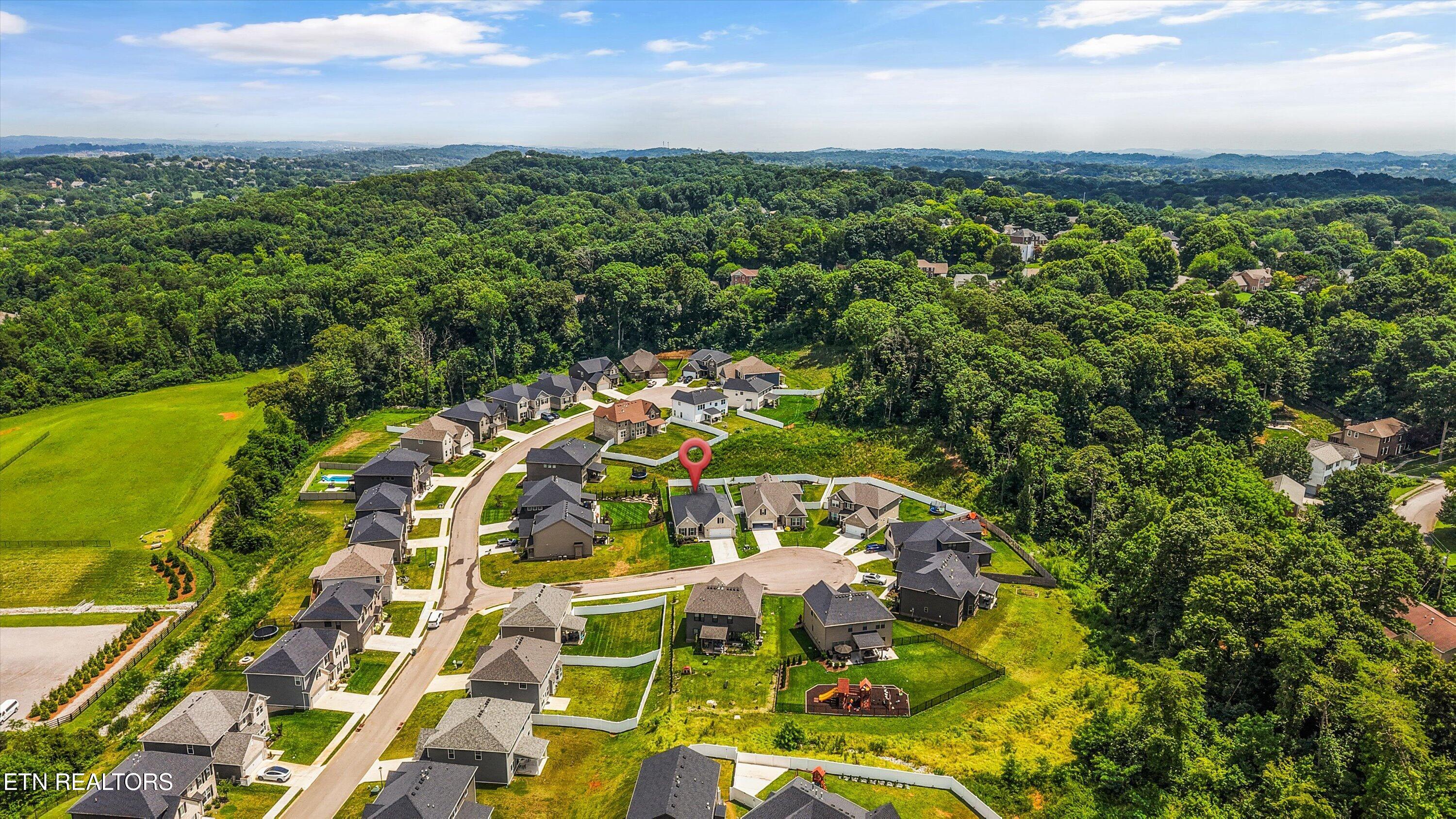 1114 Puffy Cloud Lane Knoxville TN 37922
