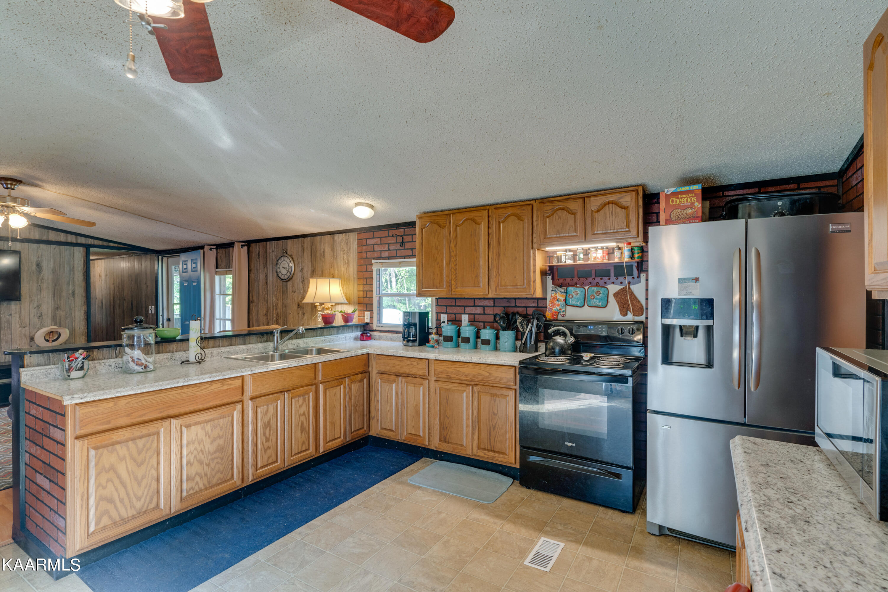 166 Lester Ledbetter Lane Hilham TN 38568