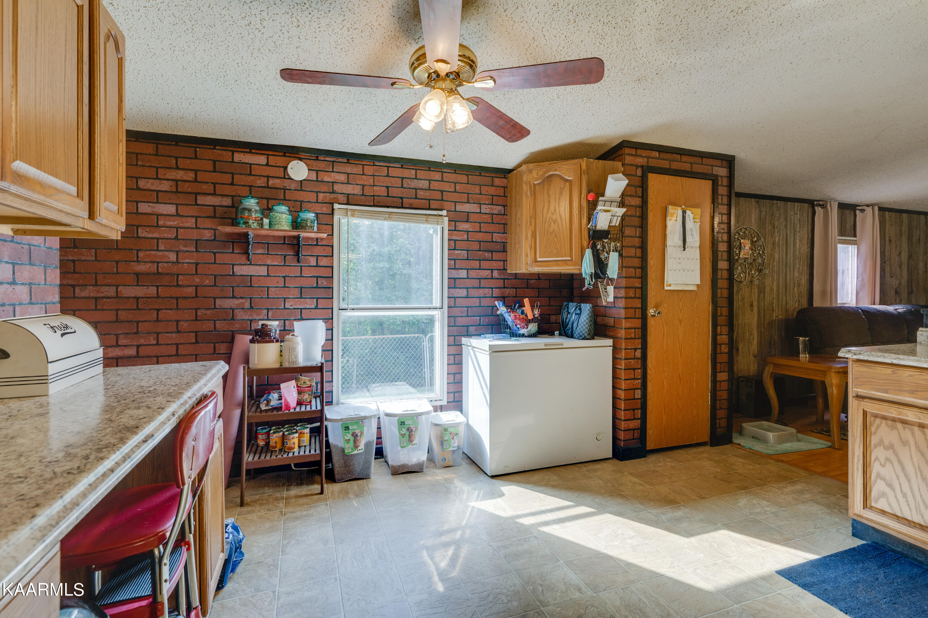166 Lester Ledbetter Lane Hilham TN 38568