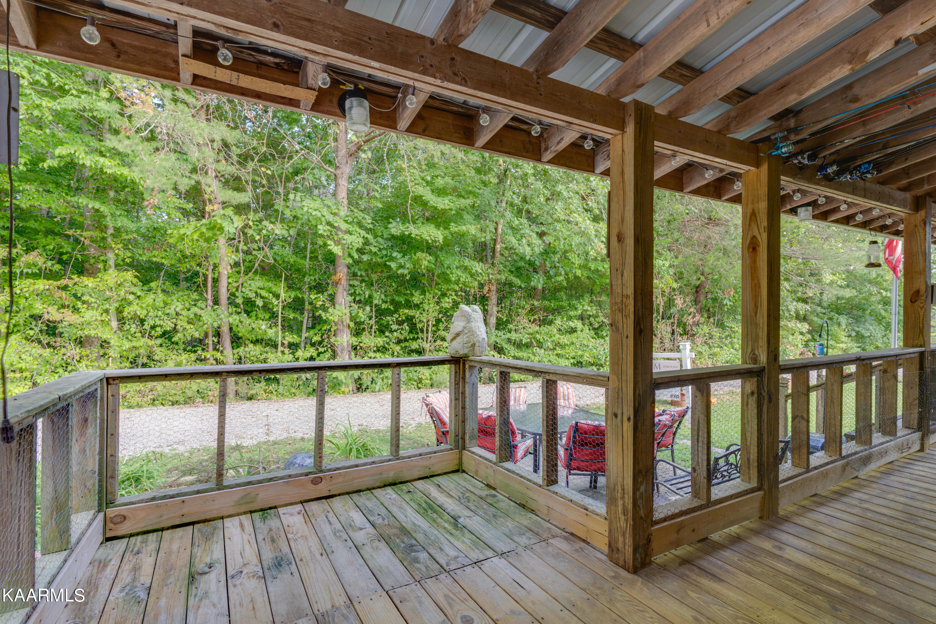 166 Lester Ledbetter Lane Hilham TN 38568