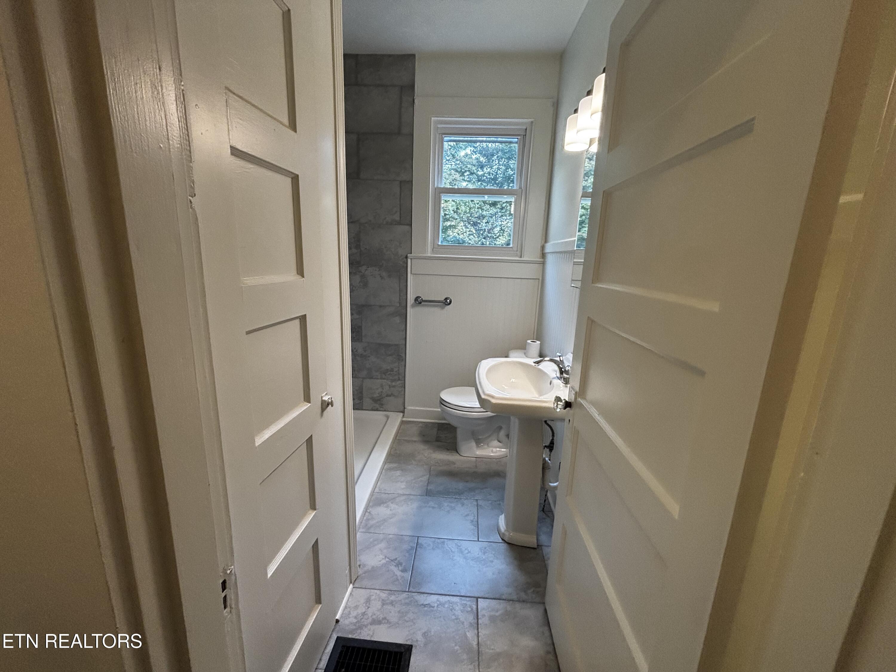 6422 Tazewell Pike Knoxville TN 37918