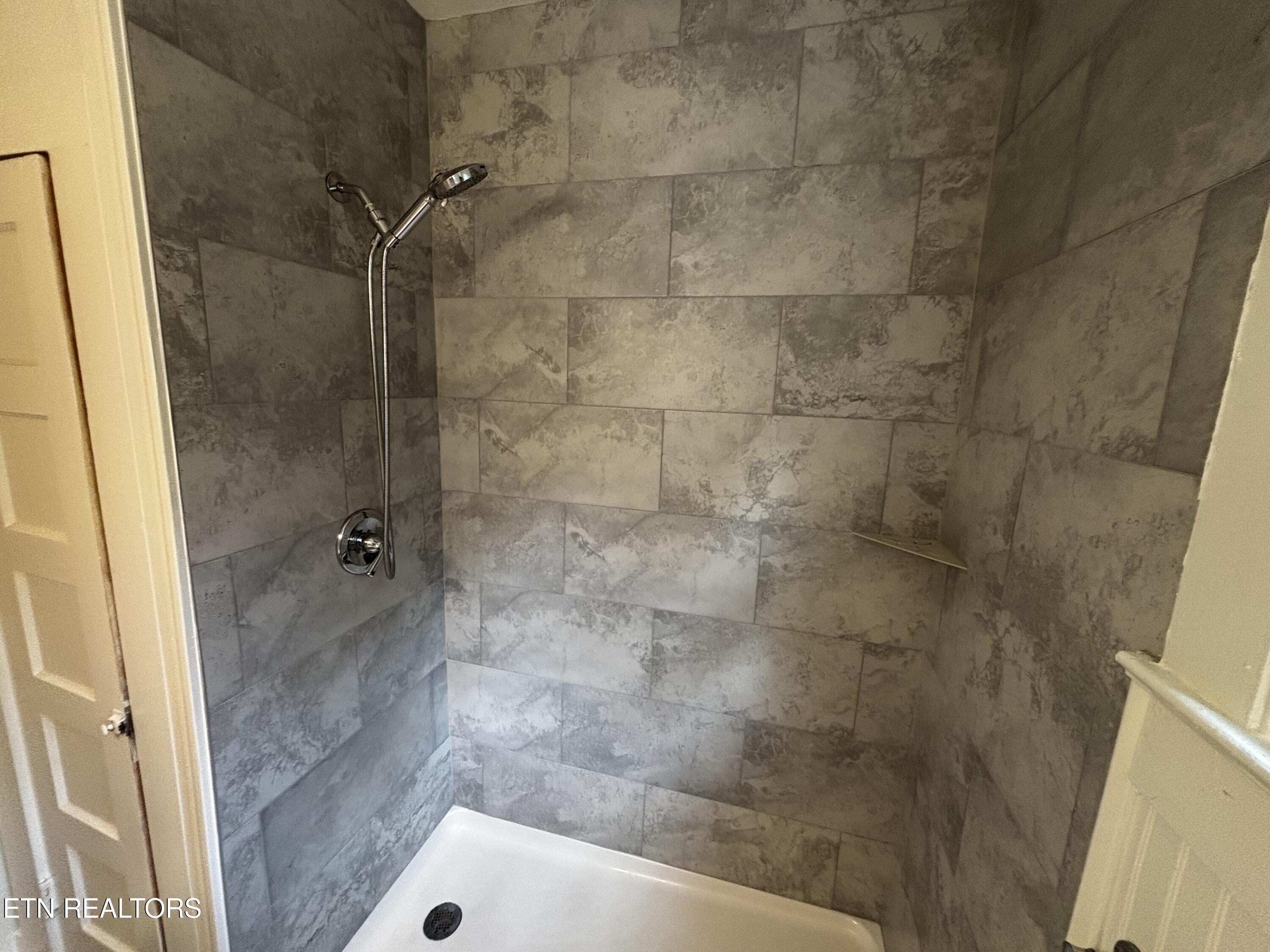 6422 Tazewell Pike Knoxville TN 37918