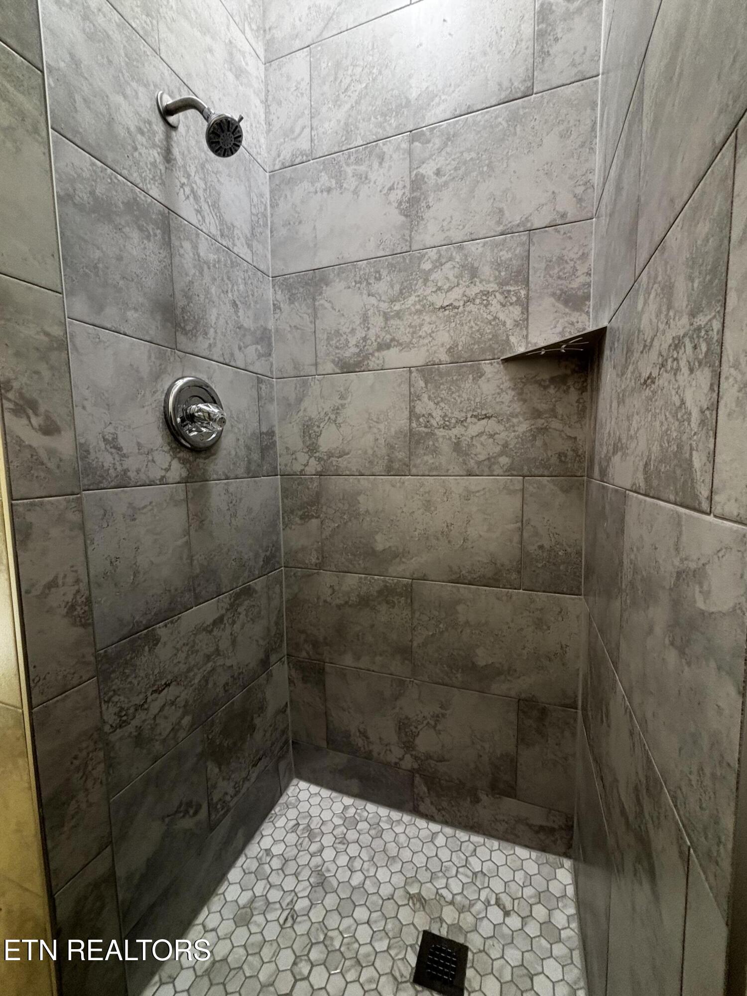 6422 Tazewell Pike Knoxville TN 37918
