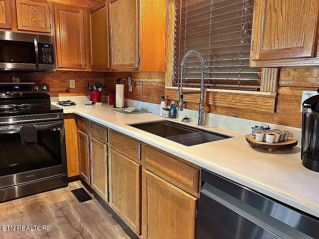 3215 Steeple Way Pigeon Forge TN 37863