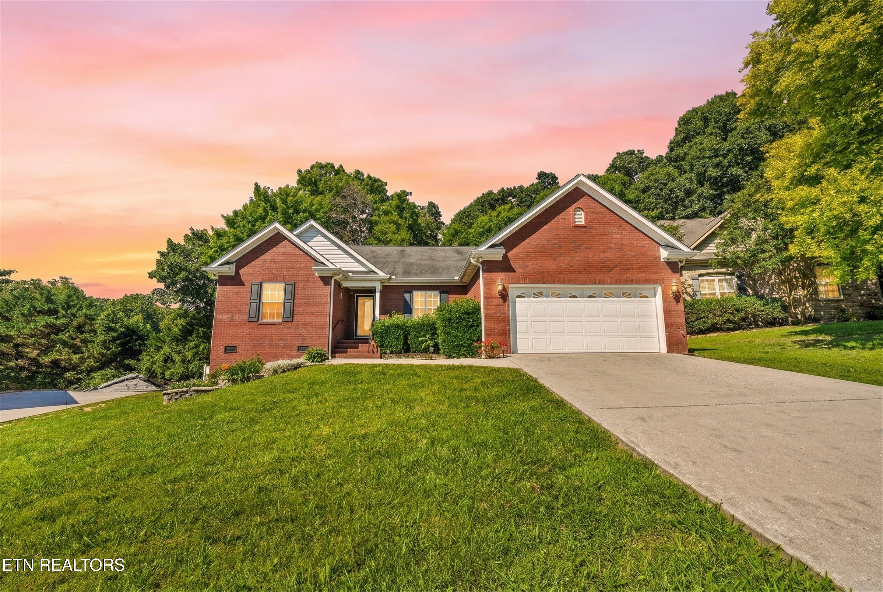 8007 Frederick John Street Knoxville TN 37938