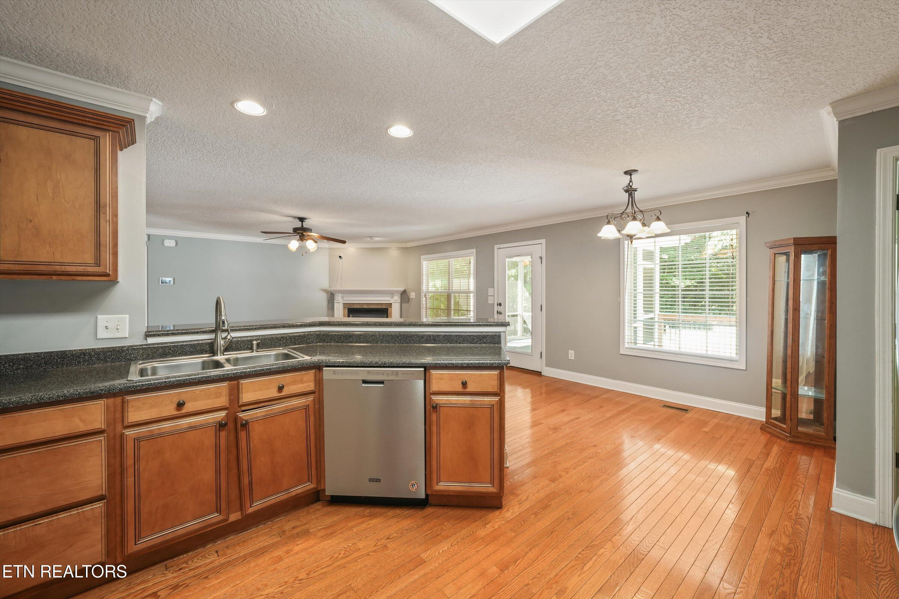 8007 Frederick John Street Knoxville TN 37938