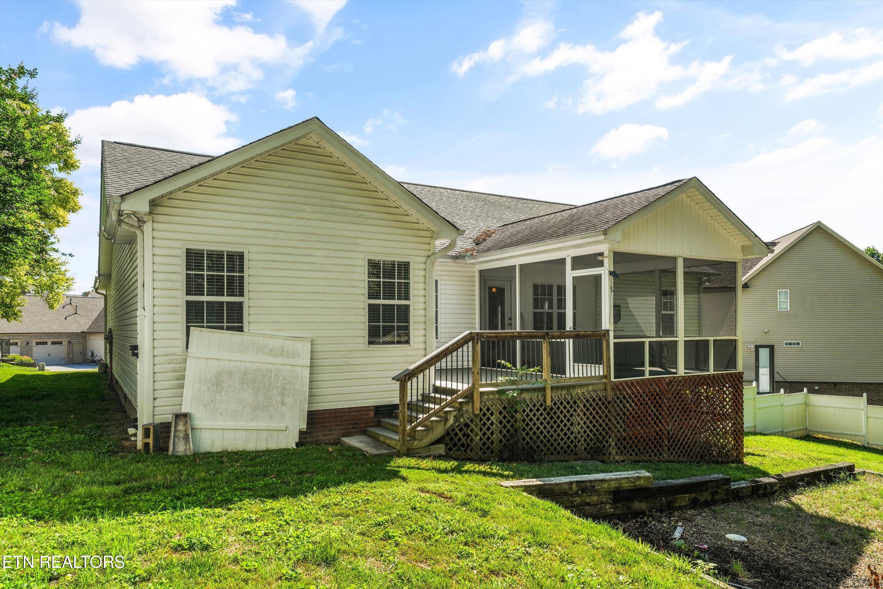 8007 Frederick John Street Knoxville TN 37938