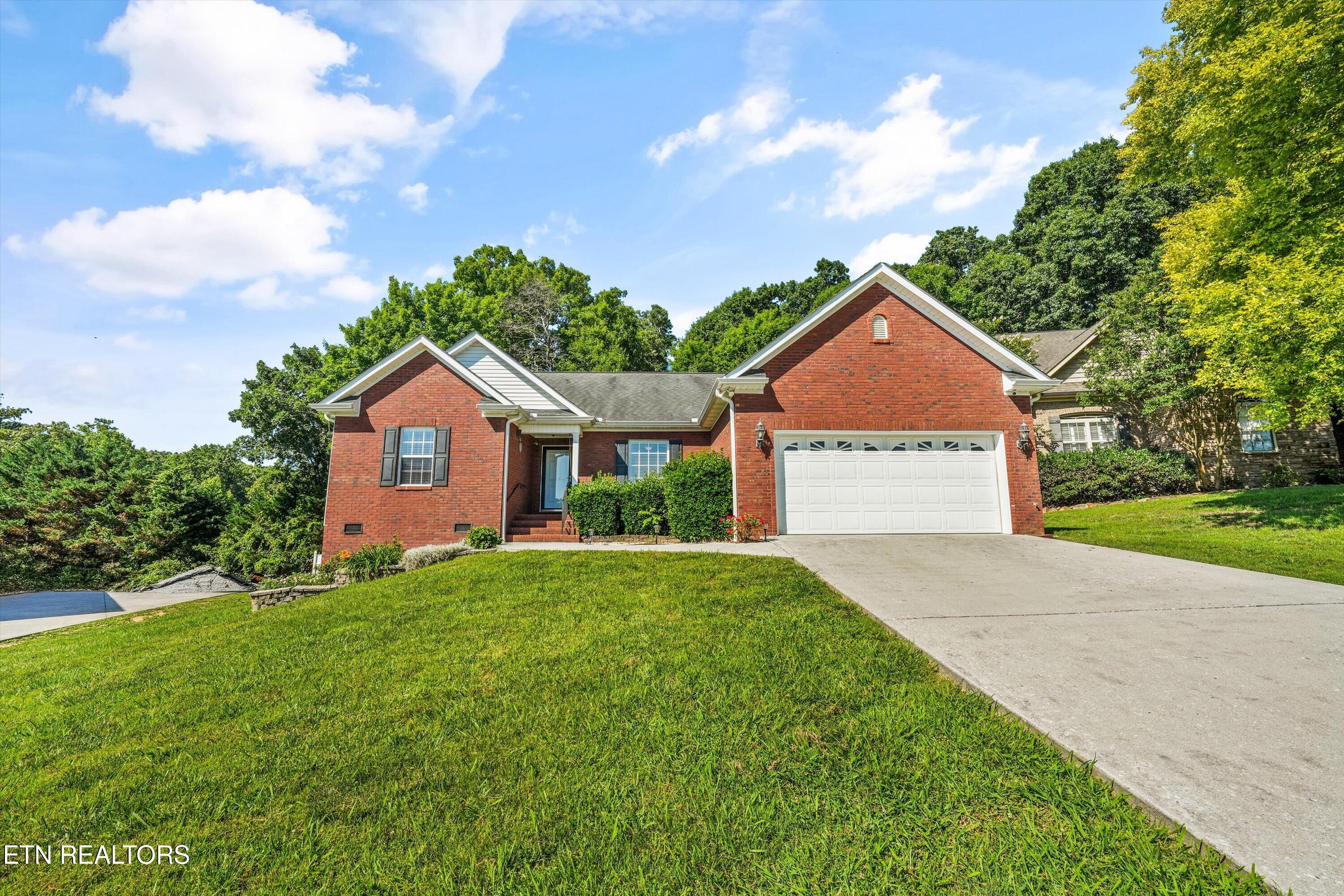 8007 Frederick John Street Knoxville TN 37938