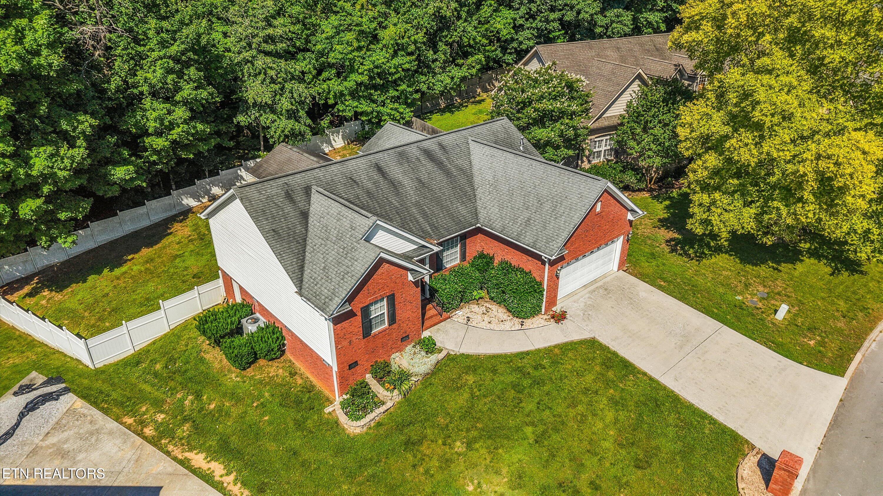 8007 Frederick John Street Knoxville TN 37938