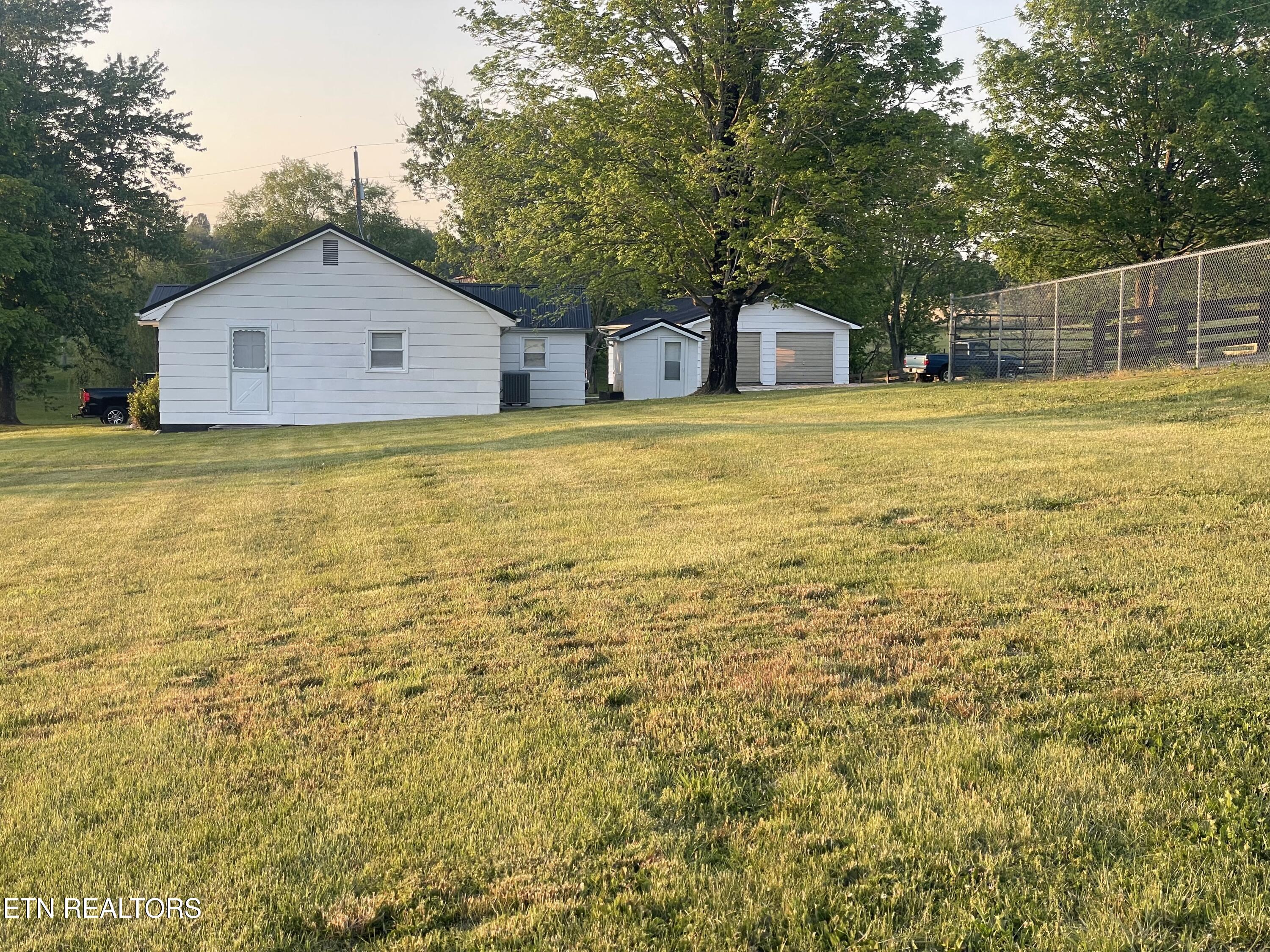 295 Long Road Whitesburg TN 37891