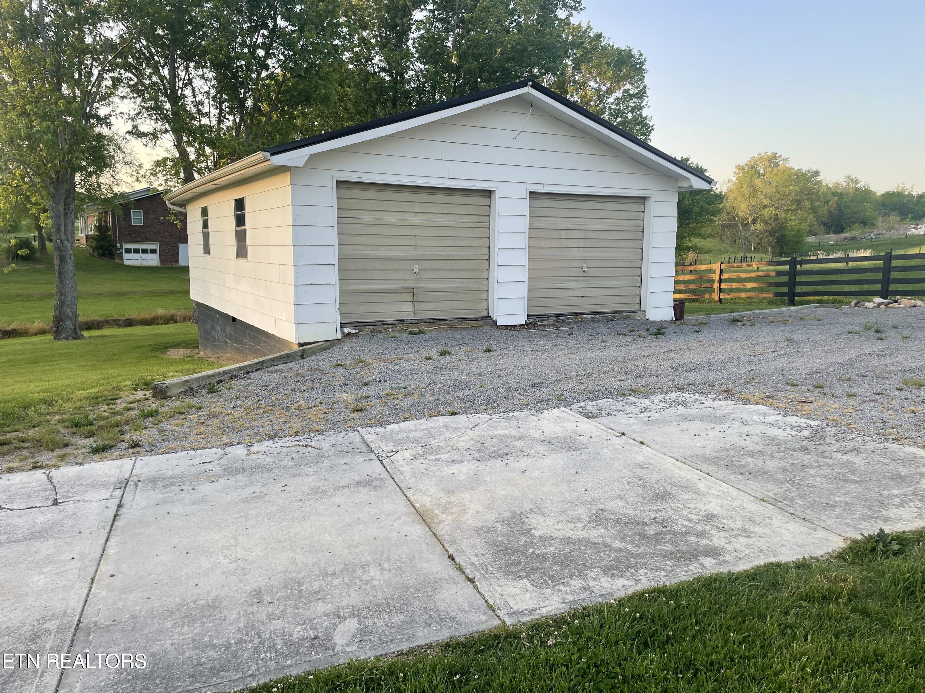 295 Long Road Whitesburg TN 37891