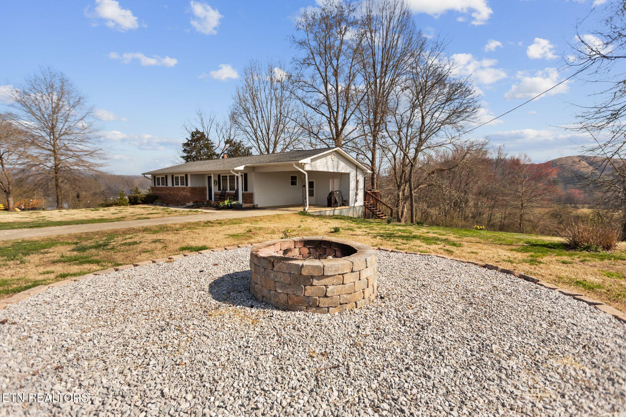 786 Swan Pond Circle Road Harriman TN 37748