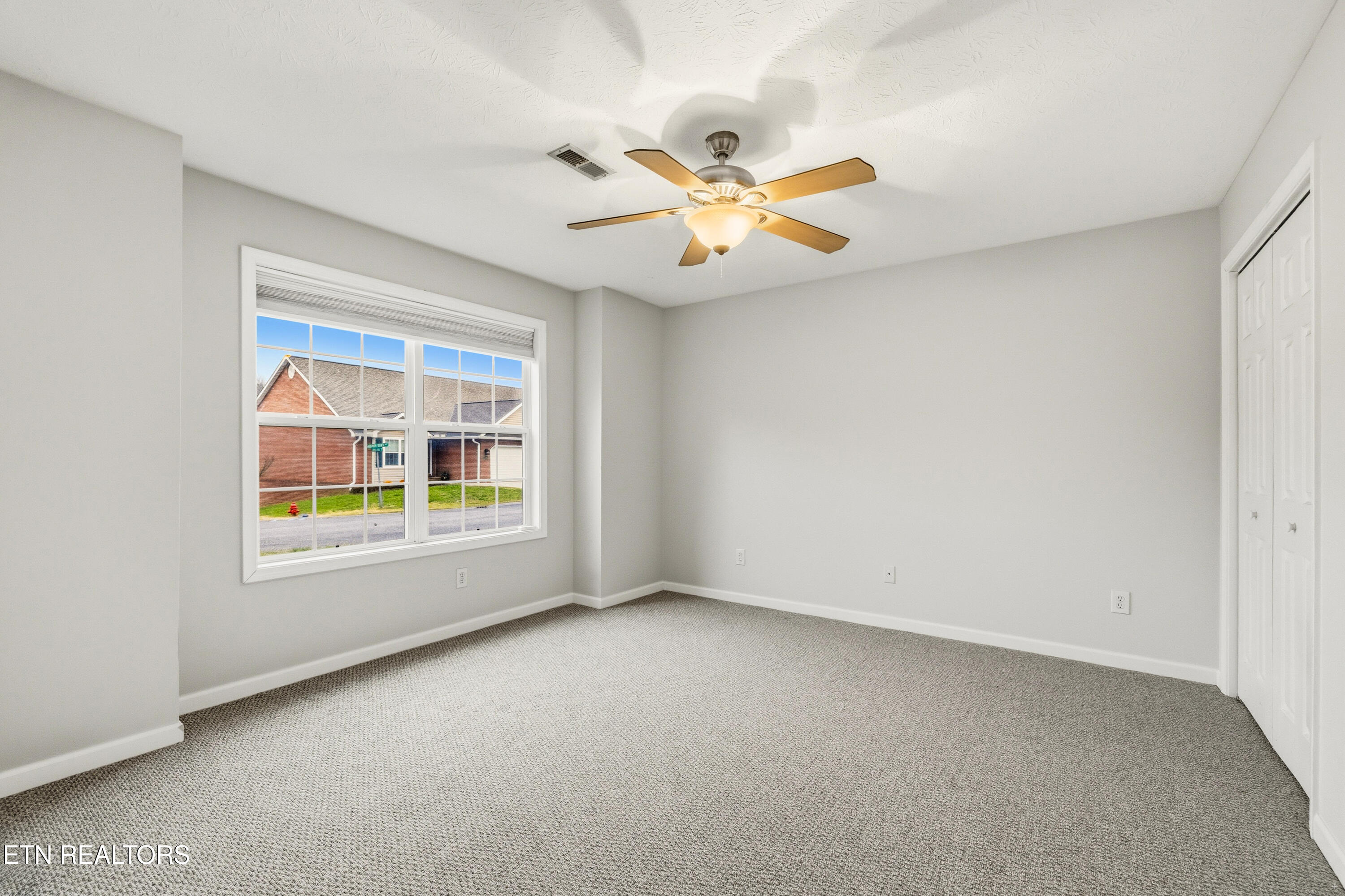 7315 Windtree Oaks Way Knoxville TN 37920