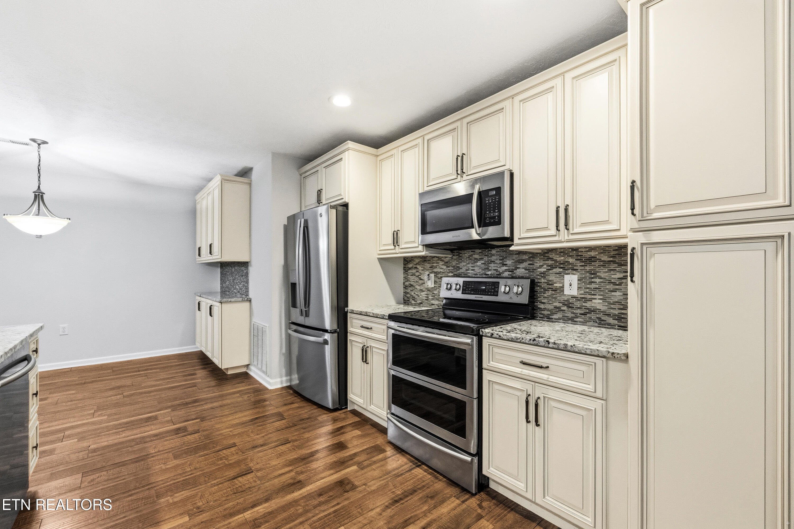 7315 Windtree Oaks Way Knoxville TN 37920
