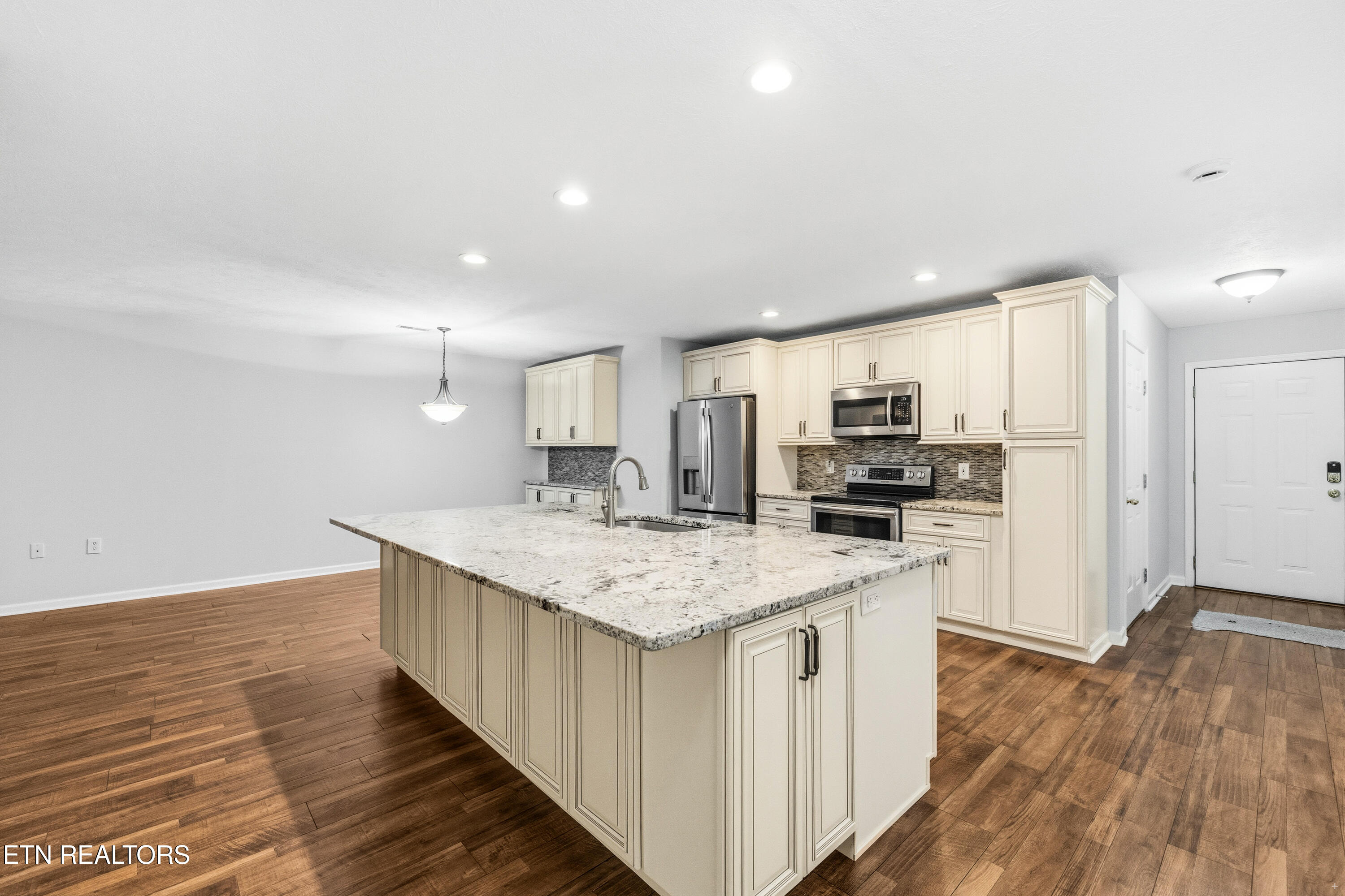 7315 Windtree Oaks Way Knoxville TN 37920