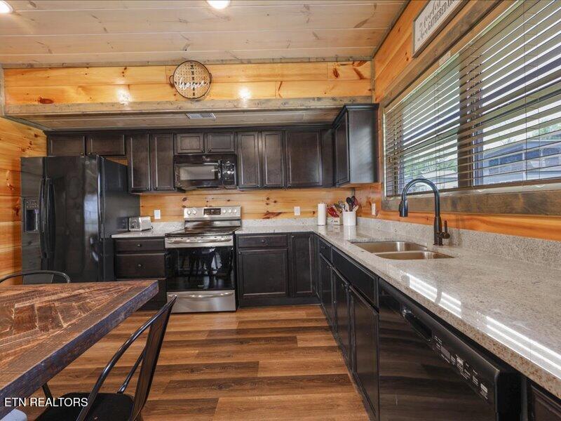 1654 Veterans Boulevard Sevierville TN 37876