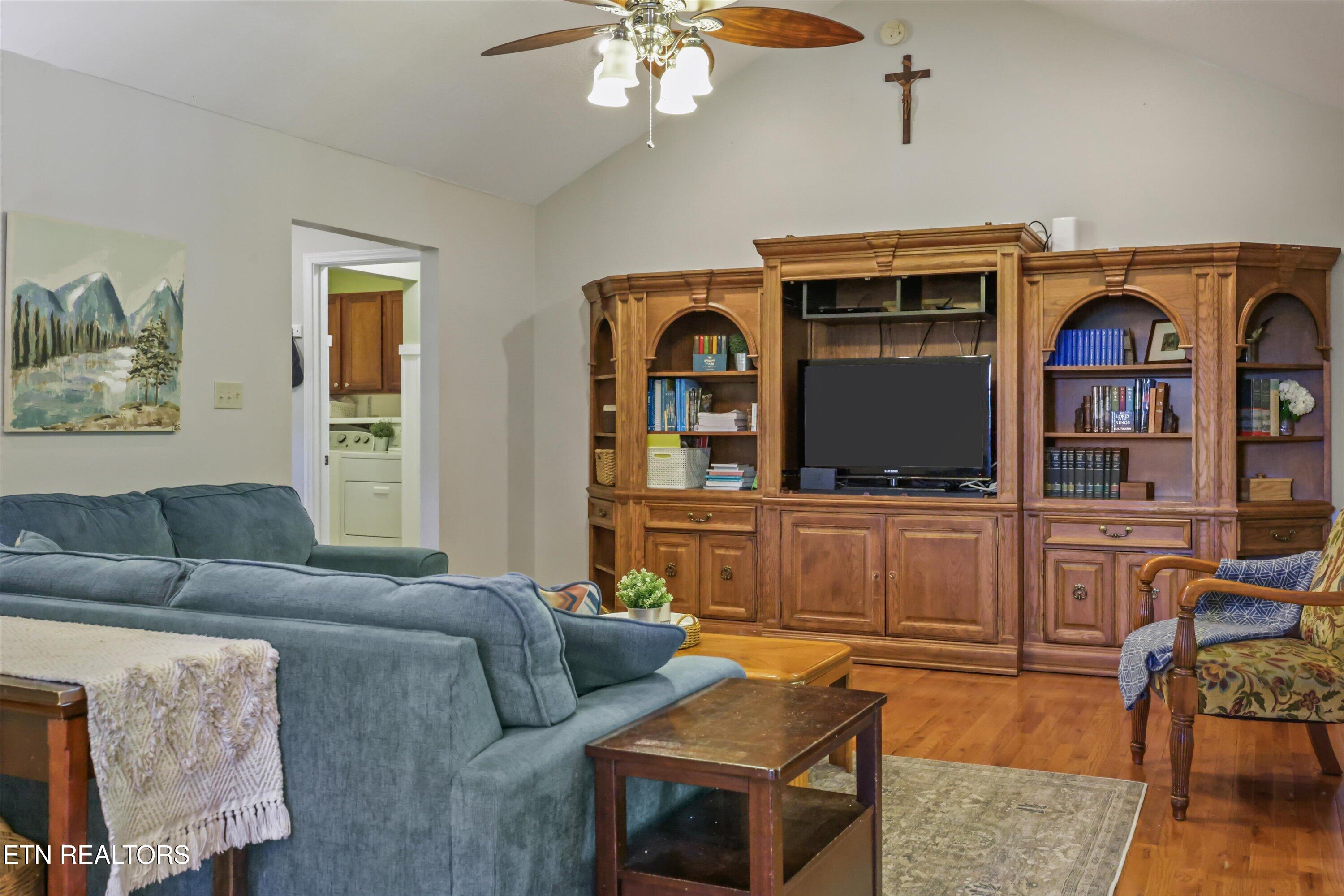 314 Homestead Court Kingston TN 37763