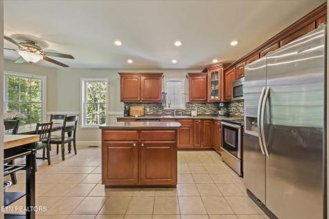 314 Homestead Court Kingston TN 37763