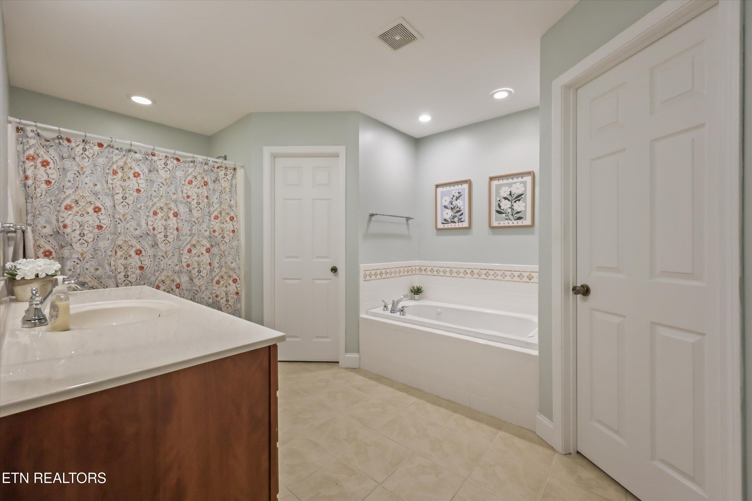 314 Homestead Court Kingston TN 37763