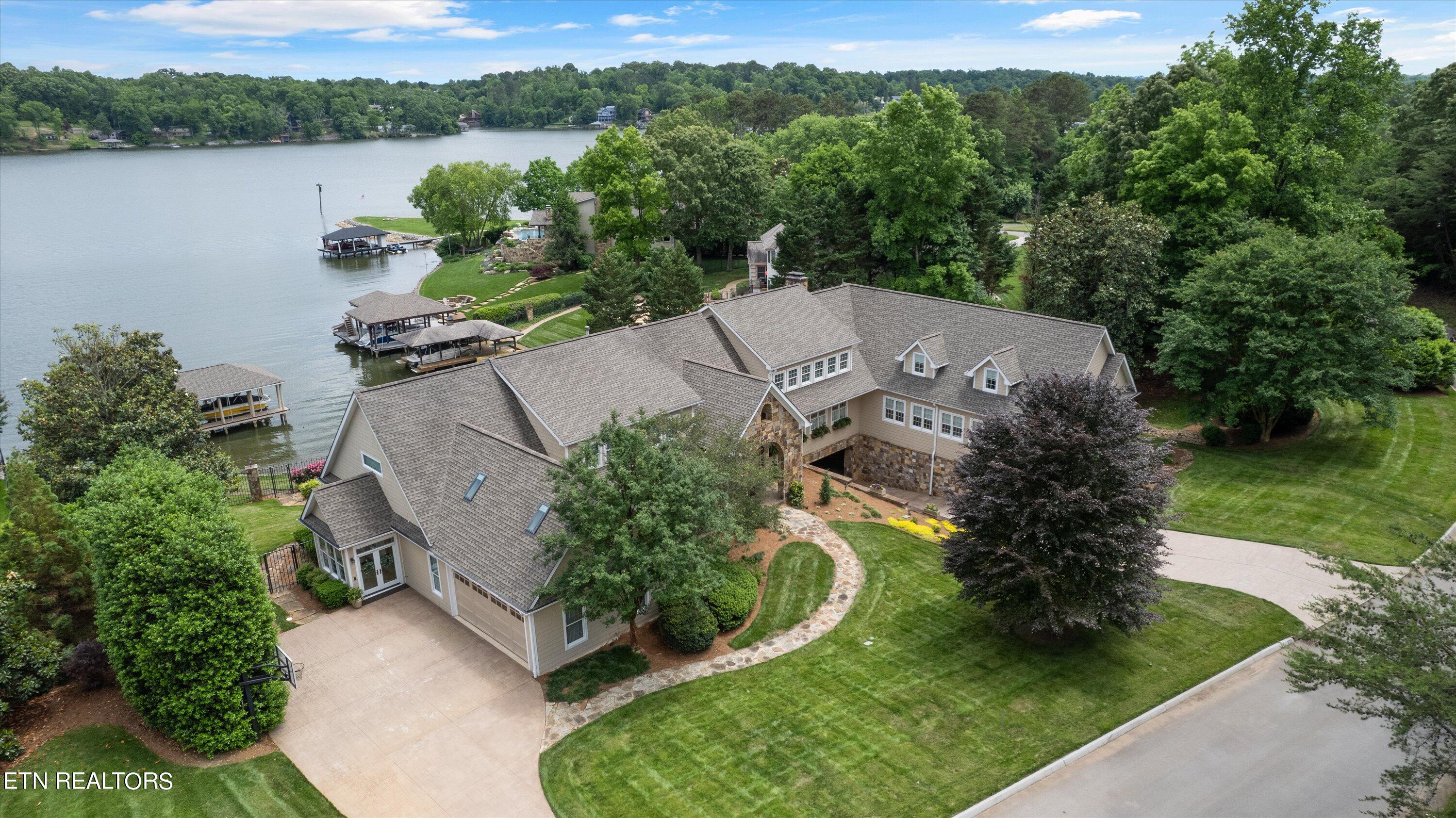 119 Blue Herron Drive Lenoir City TN 37772