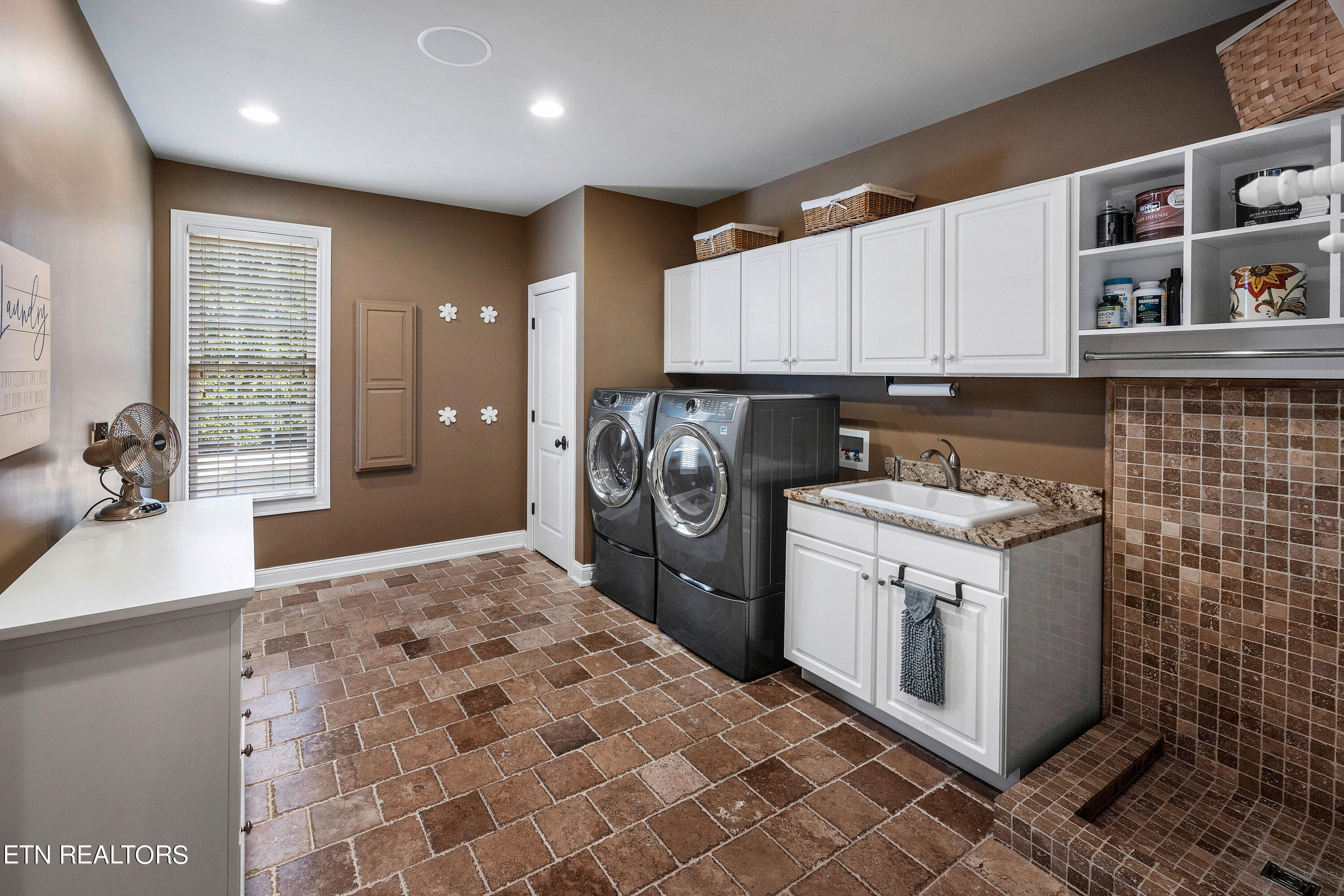 119 Blue Herron Drive Lenoir City TN 37772