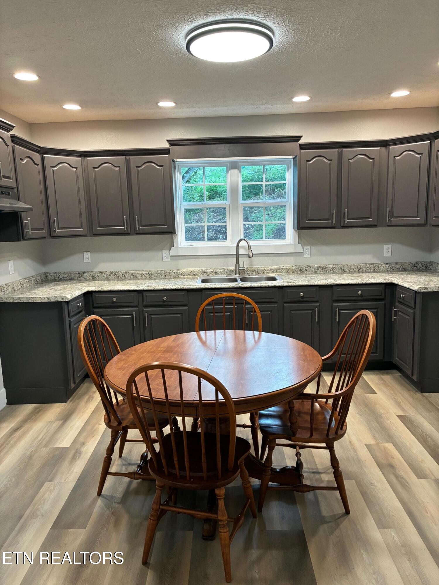 519 Whitman Hollow Road Lafollette TN 37766
