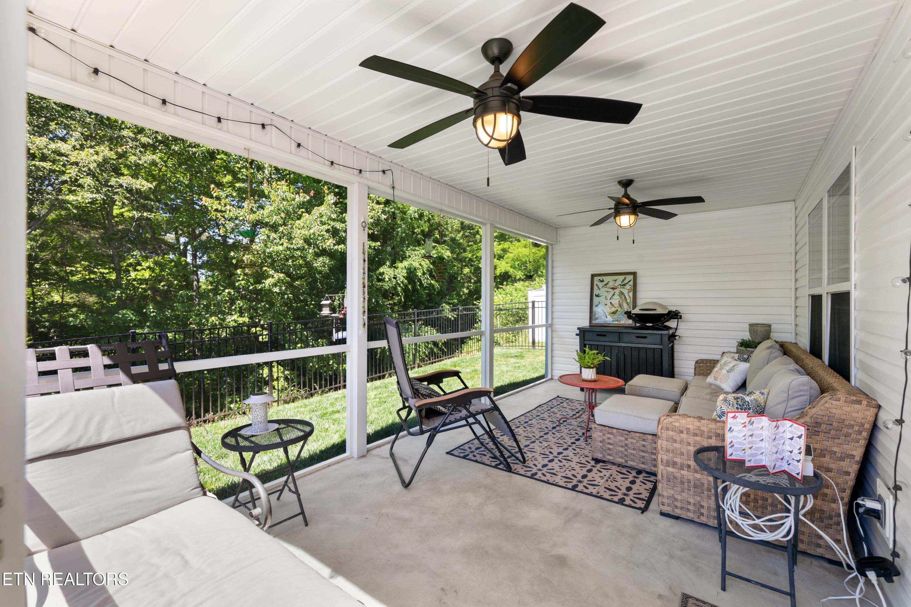 2513 Eppie Cove Lane Knoxville TN 37931