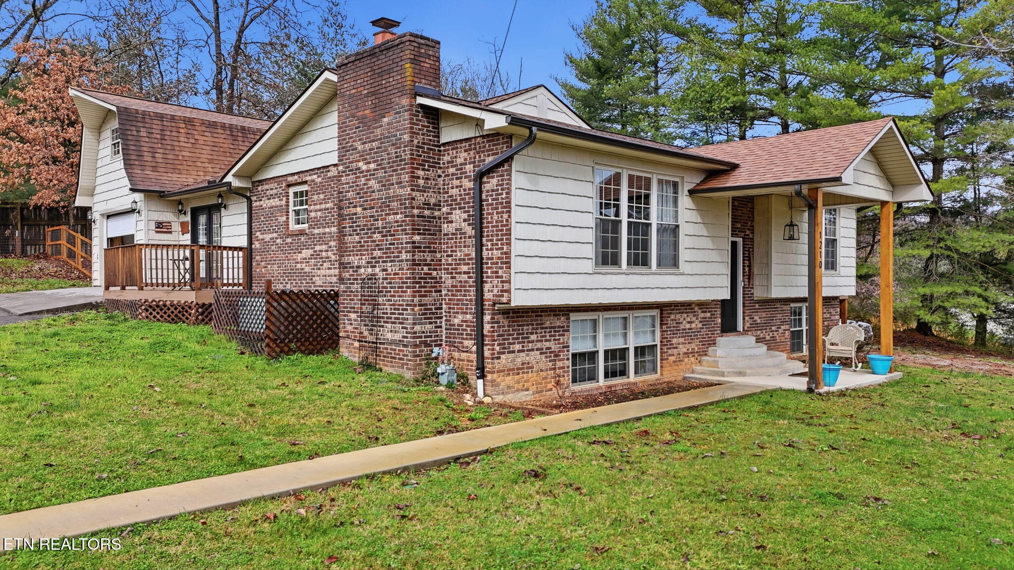 1210 Rowe Street New Tazewell TN 37825