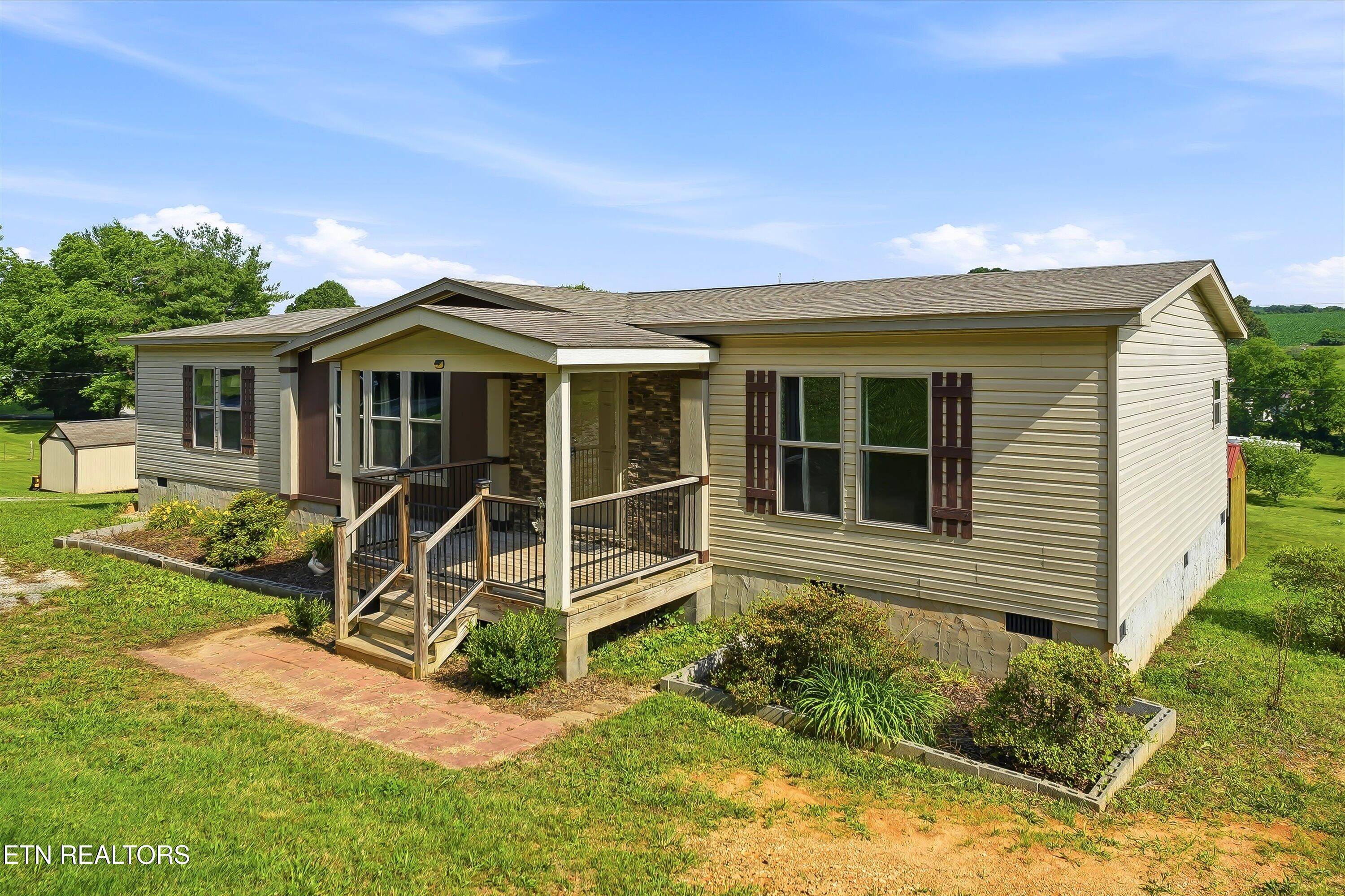 820 Childress Avenue Sweetwater TN 37874