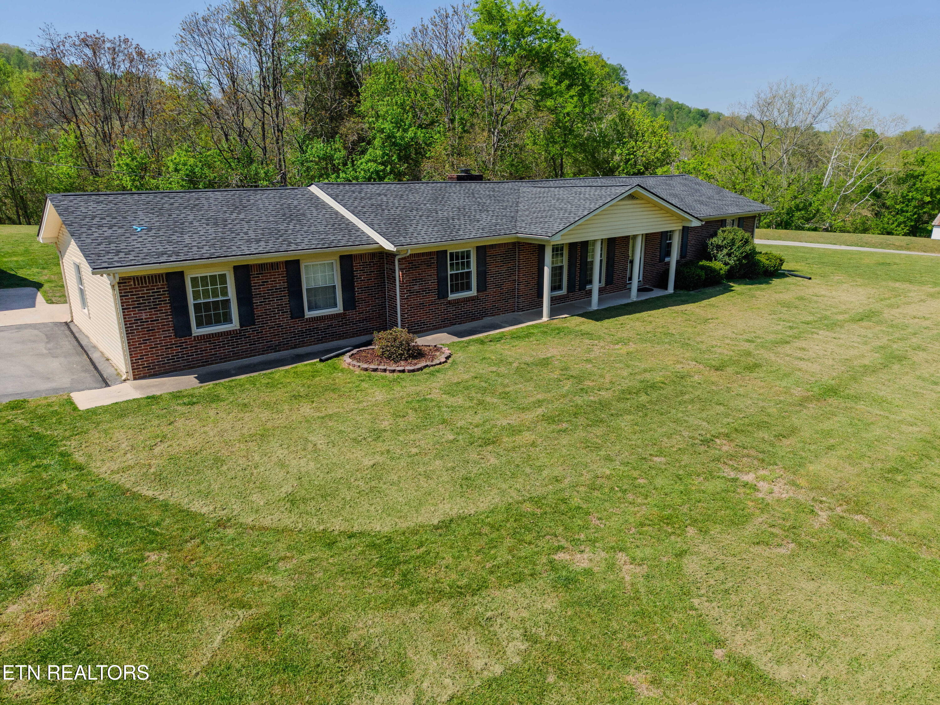 5027 Rocky Point Road Cookeville TN 38506