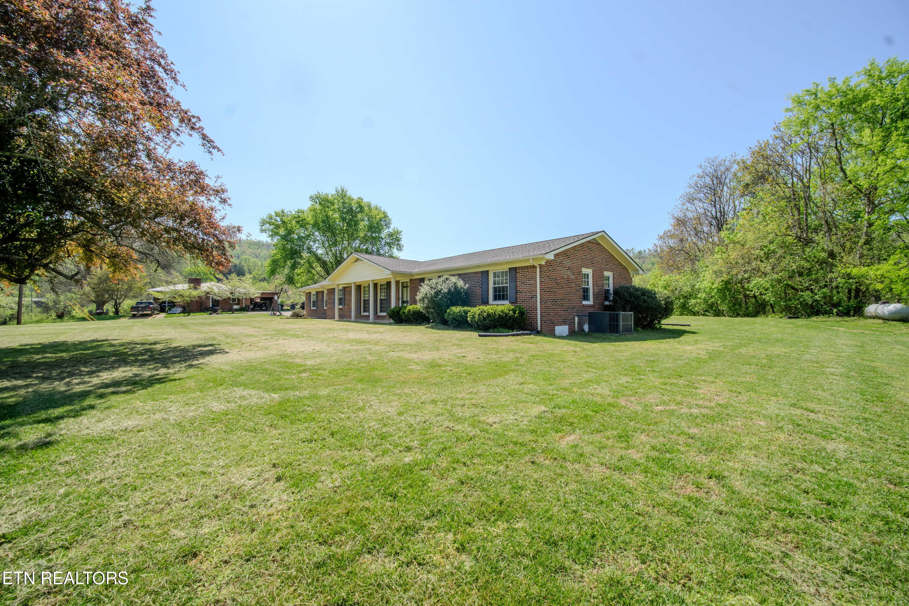 5027 Rocky Point Road Cookeville TN 38506