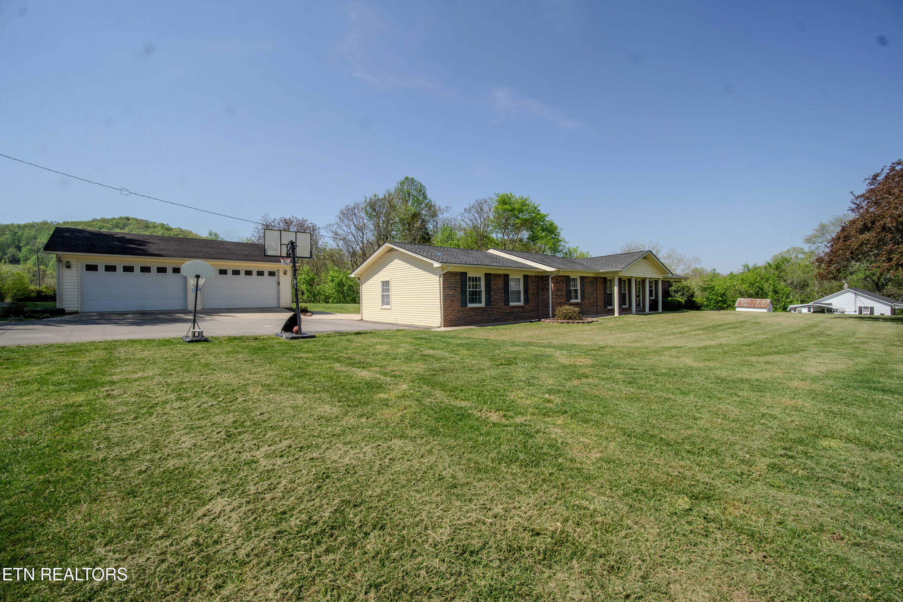 5027 Rocky Point Road Cookeville TN 38506