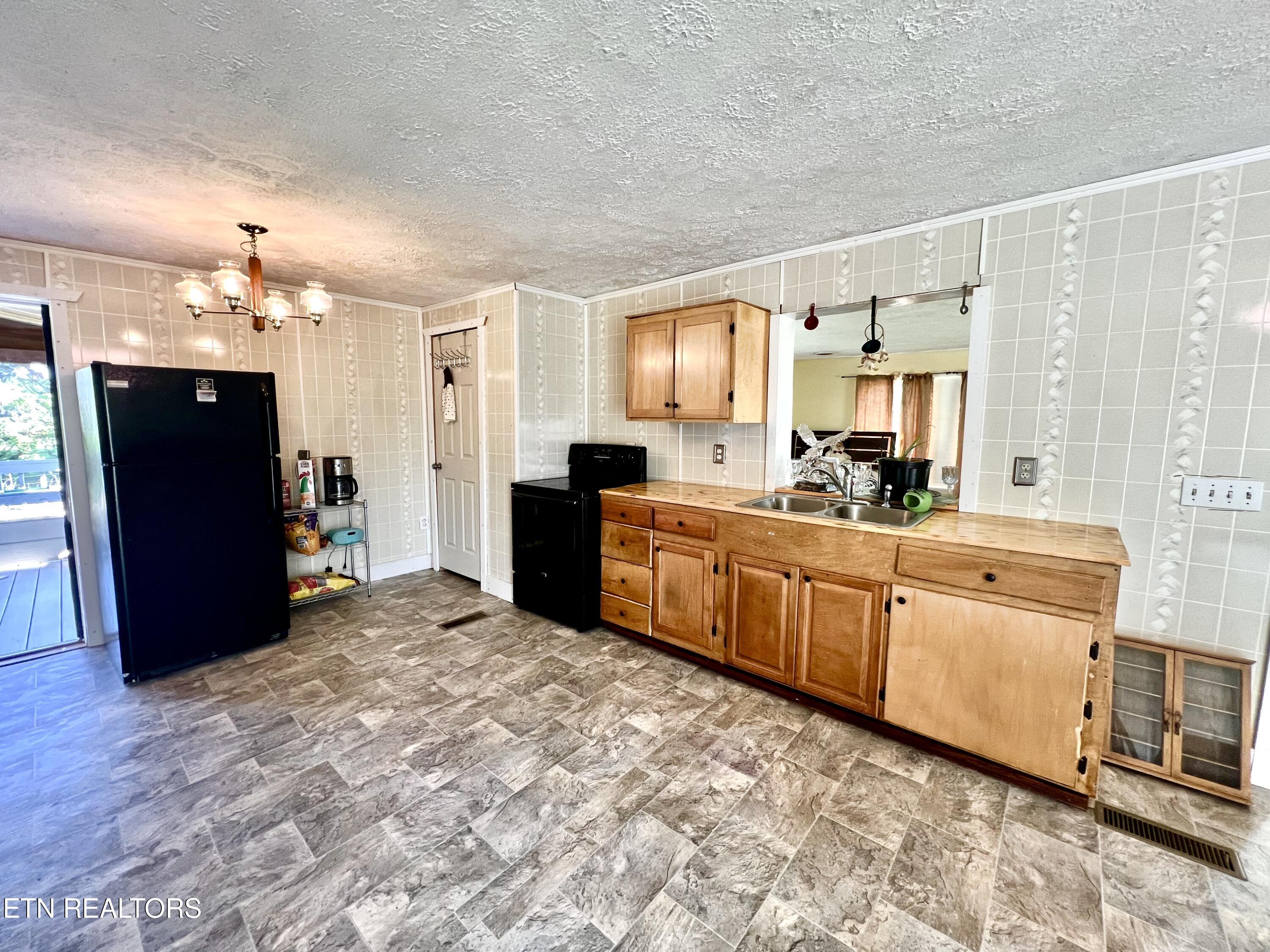 10016 Asheville Highway Greeneville TN 37743