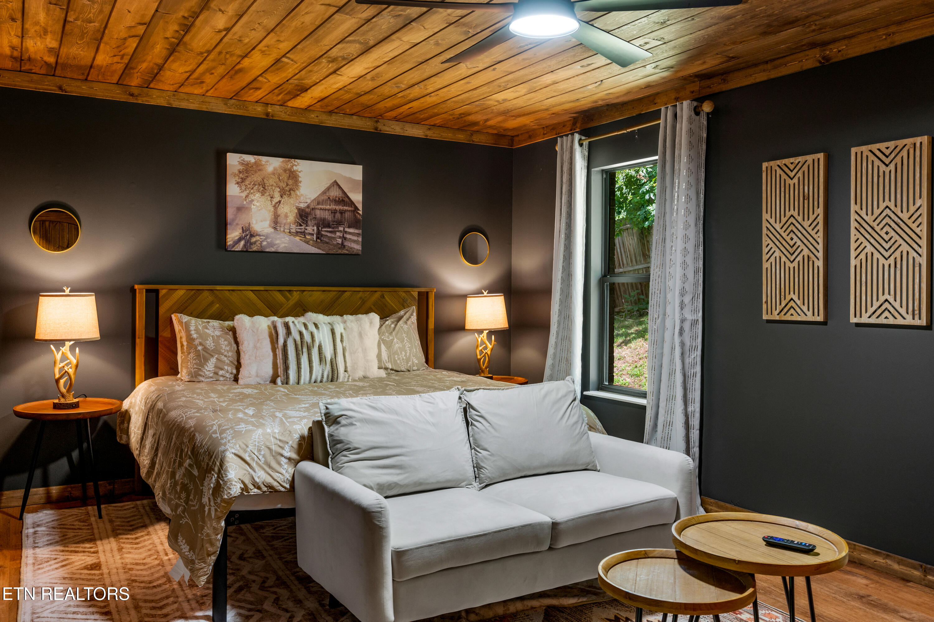 835 Lee Circle Pigeon Forge TN 37862