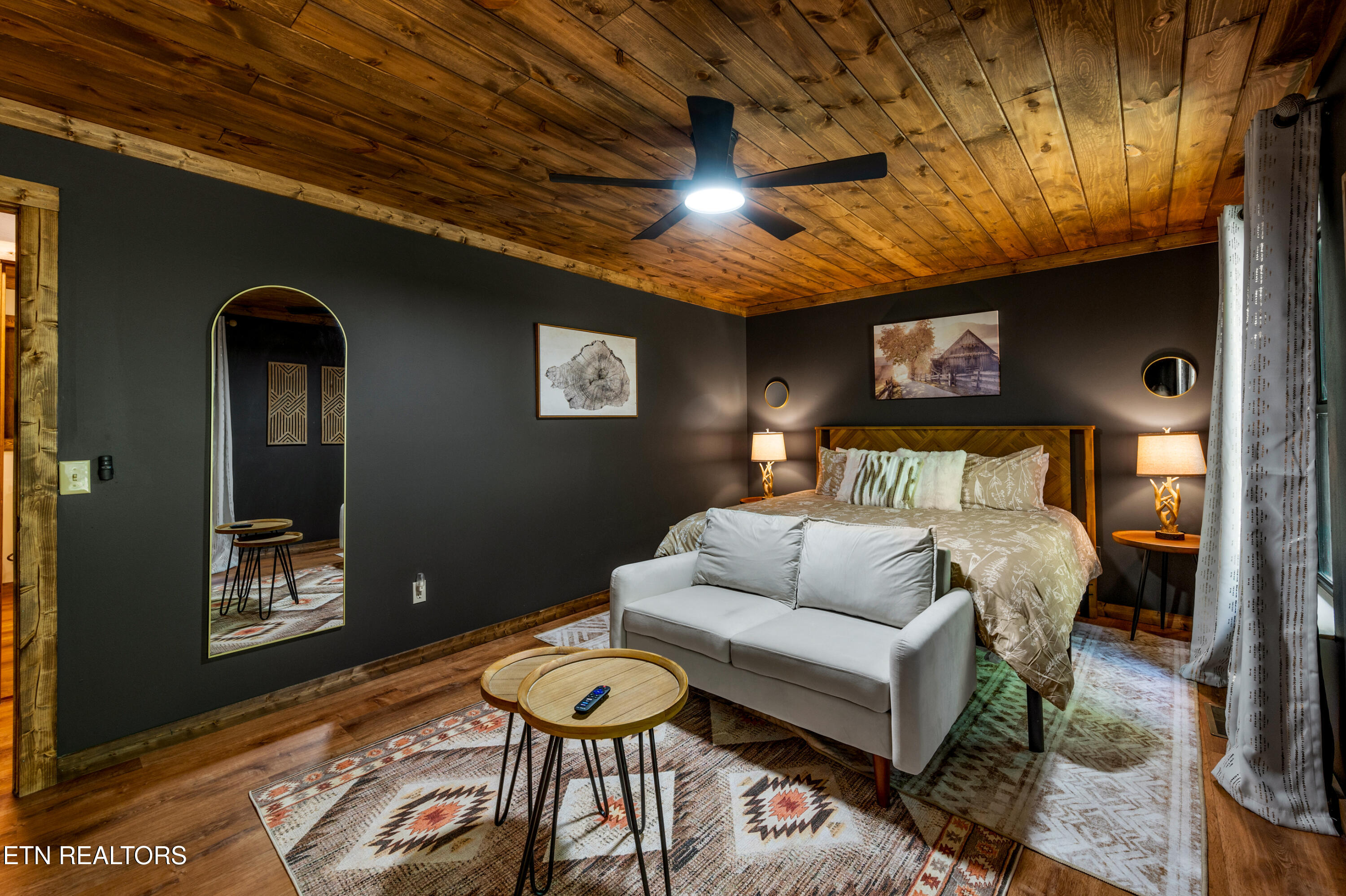 835 Lee Circle Pigeon Forge TN 37862